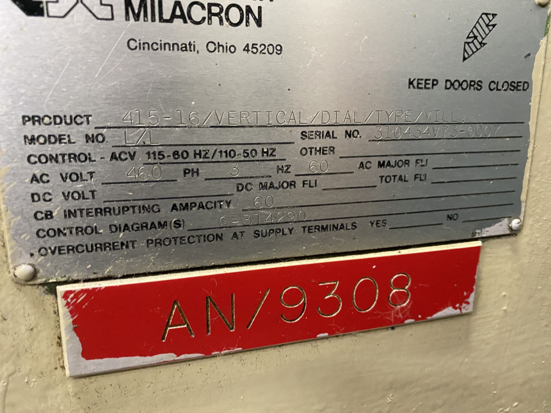 Cincinnati Milacron 415-16 Vertical Dial Type Mill *READ DESCRIPTION* - Image 4 of 4