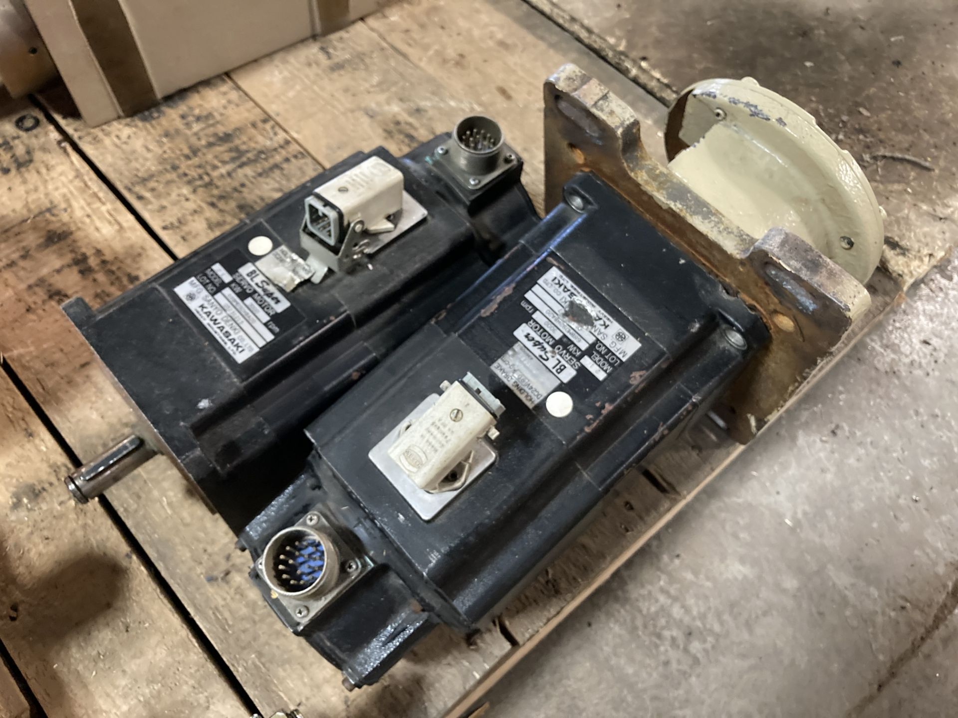 (2) Kawasaki BL Super Servo Motors