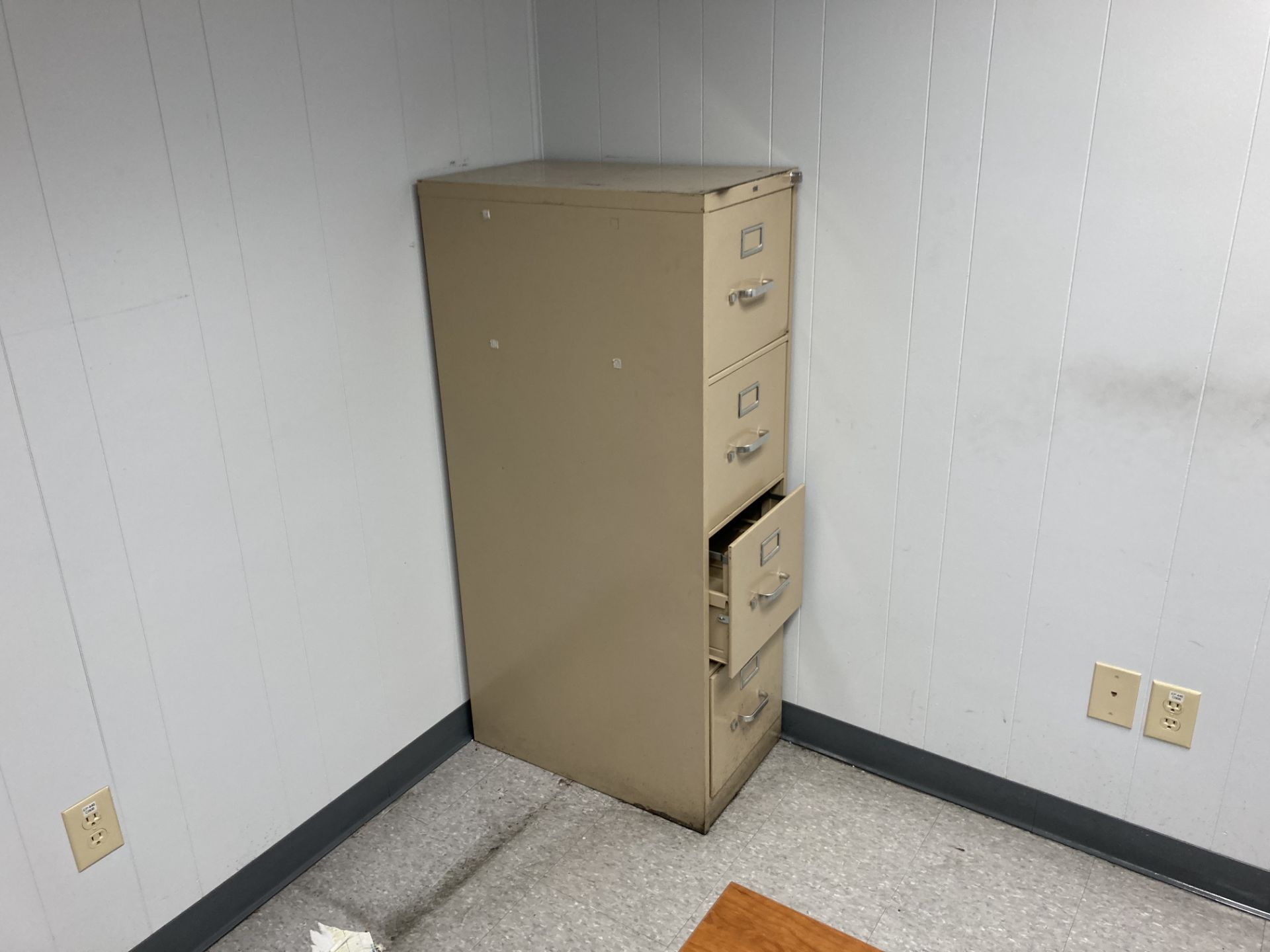 Large Lot of Office Furniture - Image 4 of 18