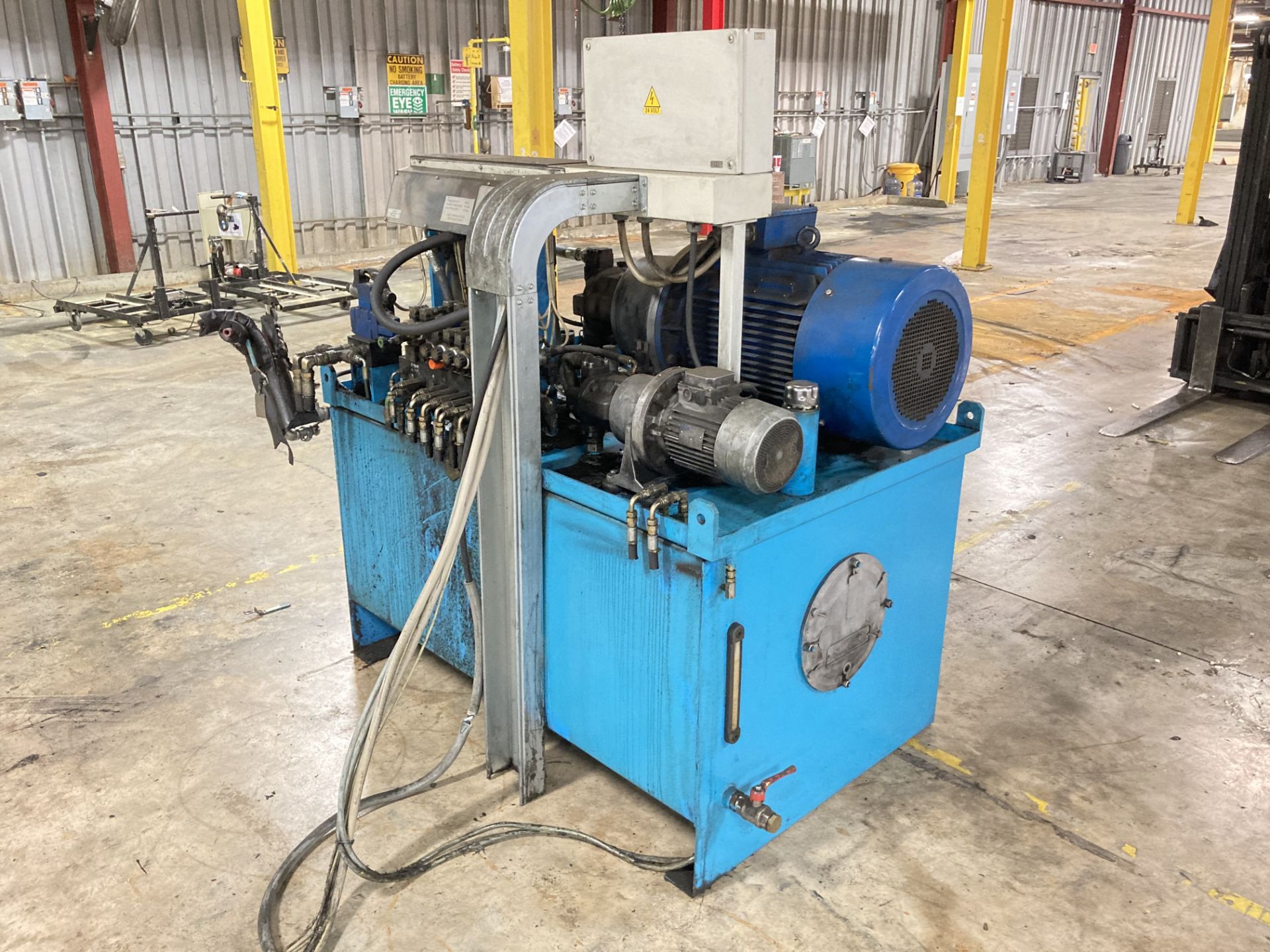 MP Filtri 600Lt Hydraulic Unit - Image 3 of 12