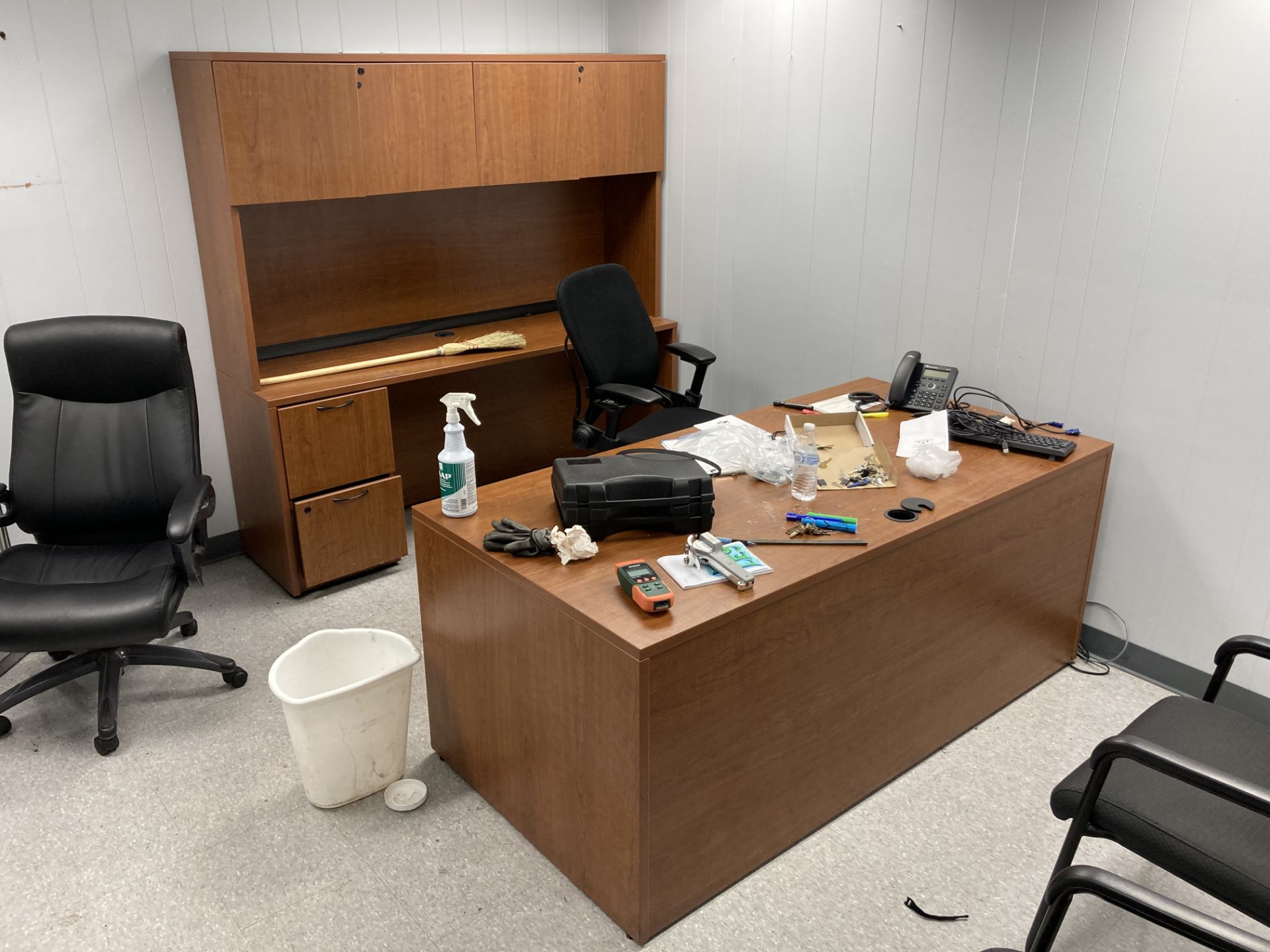 Large Lot of Office Furniture - Image 12 of 18