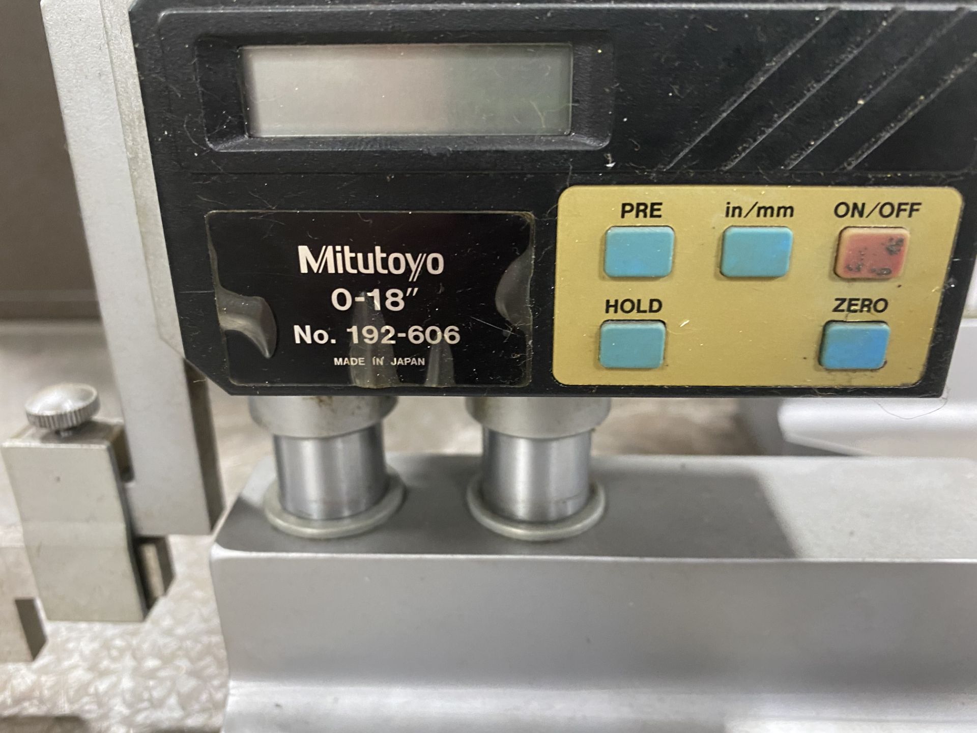 Lot of (2) Mitutoyo 0-18" Height Gauges No. 192-606 - Image 2 of 4