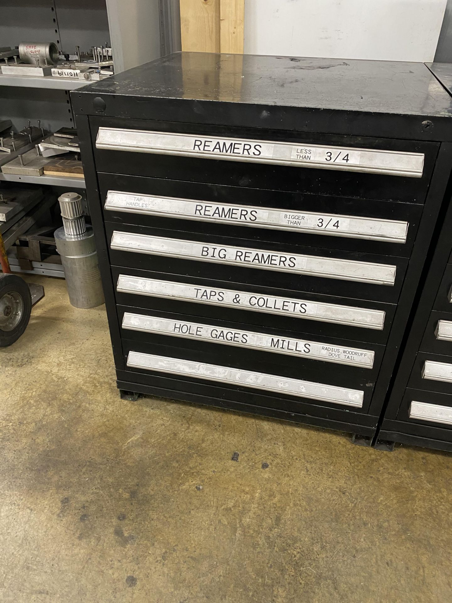 6 Drawer Tooling Cabinet w/Contents