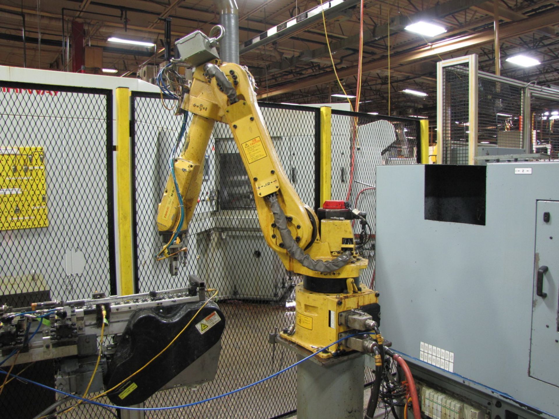 Fanuc #M-6iB Material Handling Robot