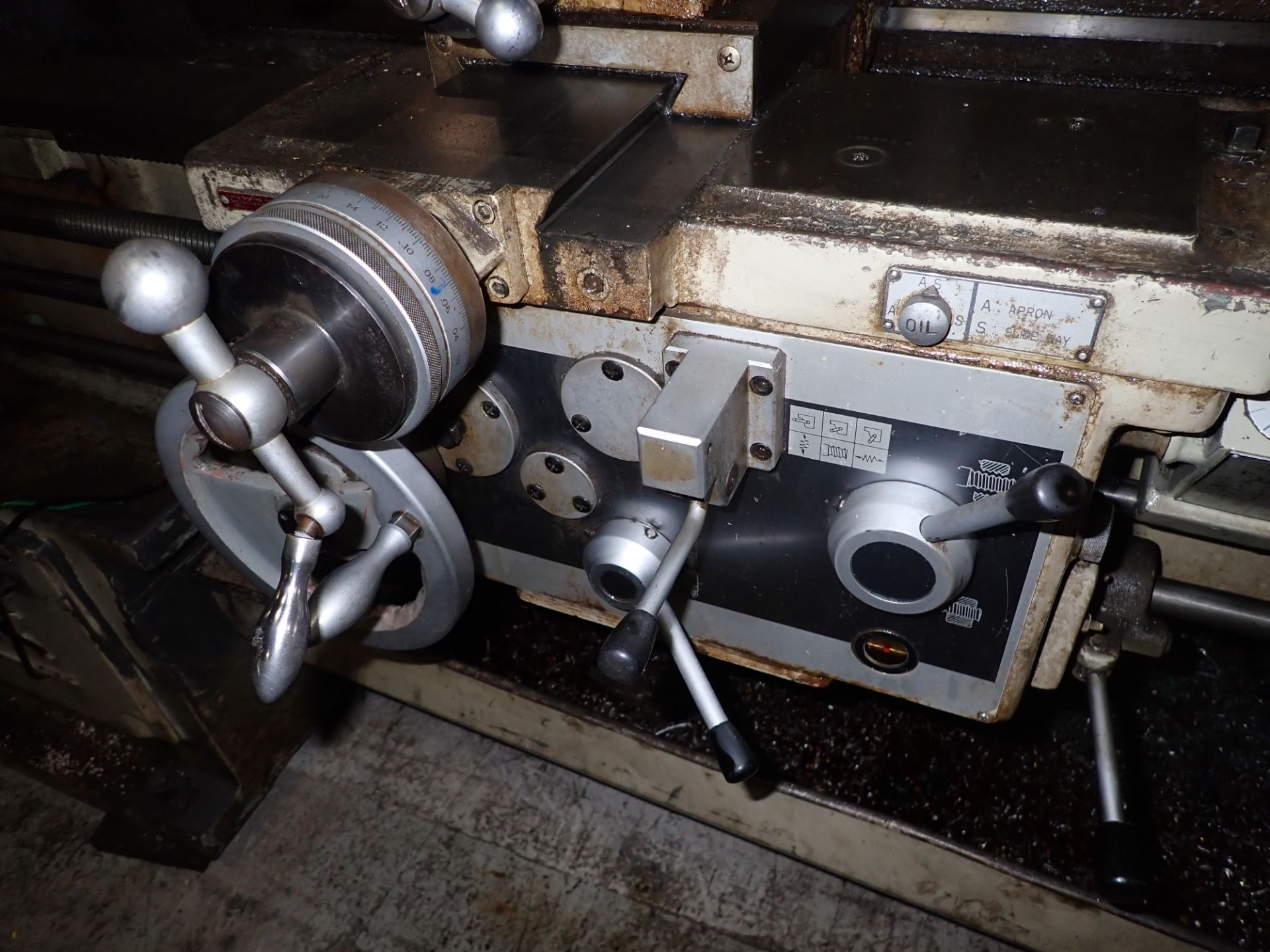 18" x 60" Mazak Engine Lathe - Image 11 of 17