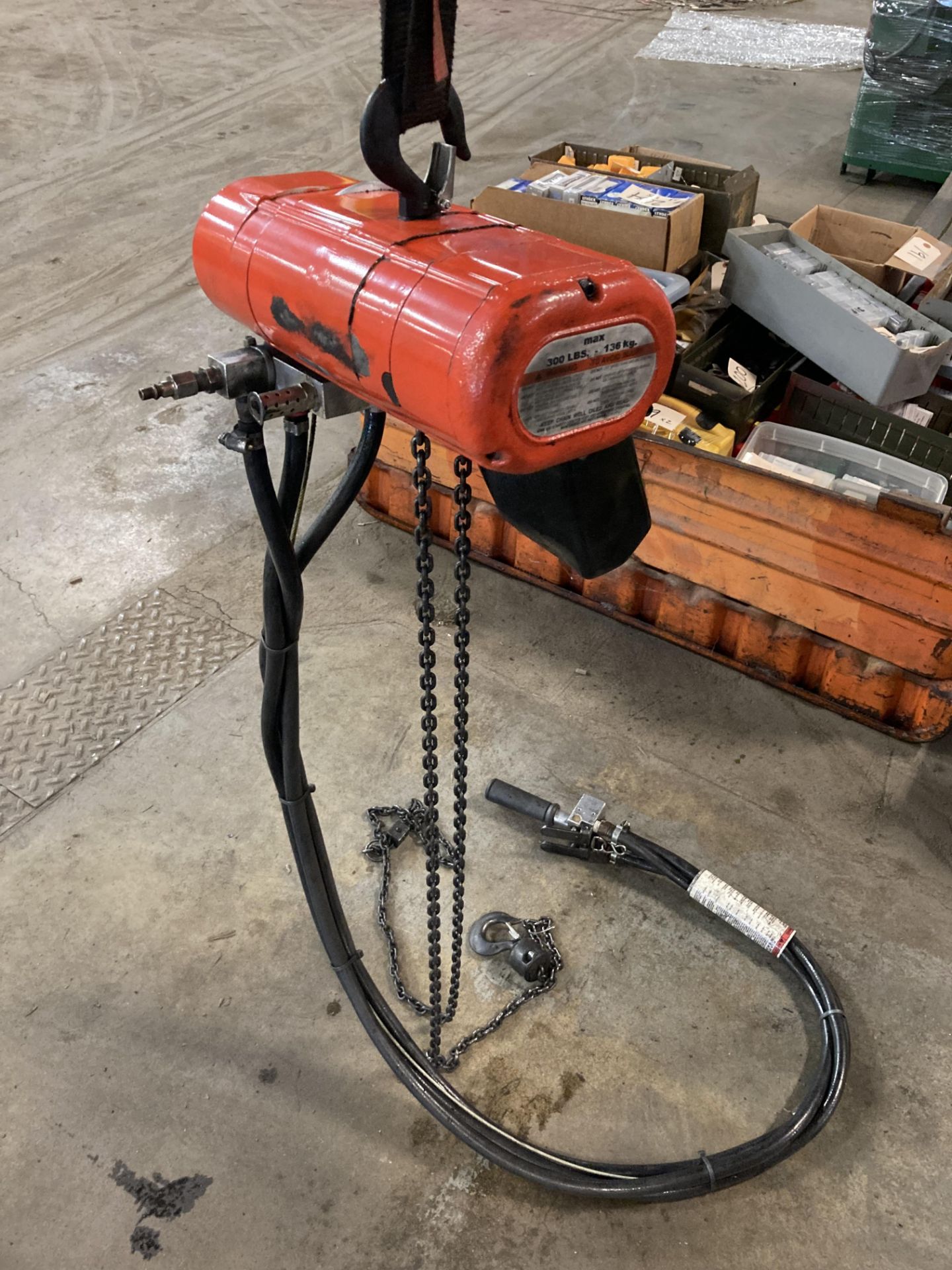 CM Shopair 300lbs Air Chain Hoist - Image 3 of 7