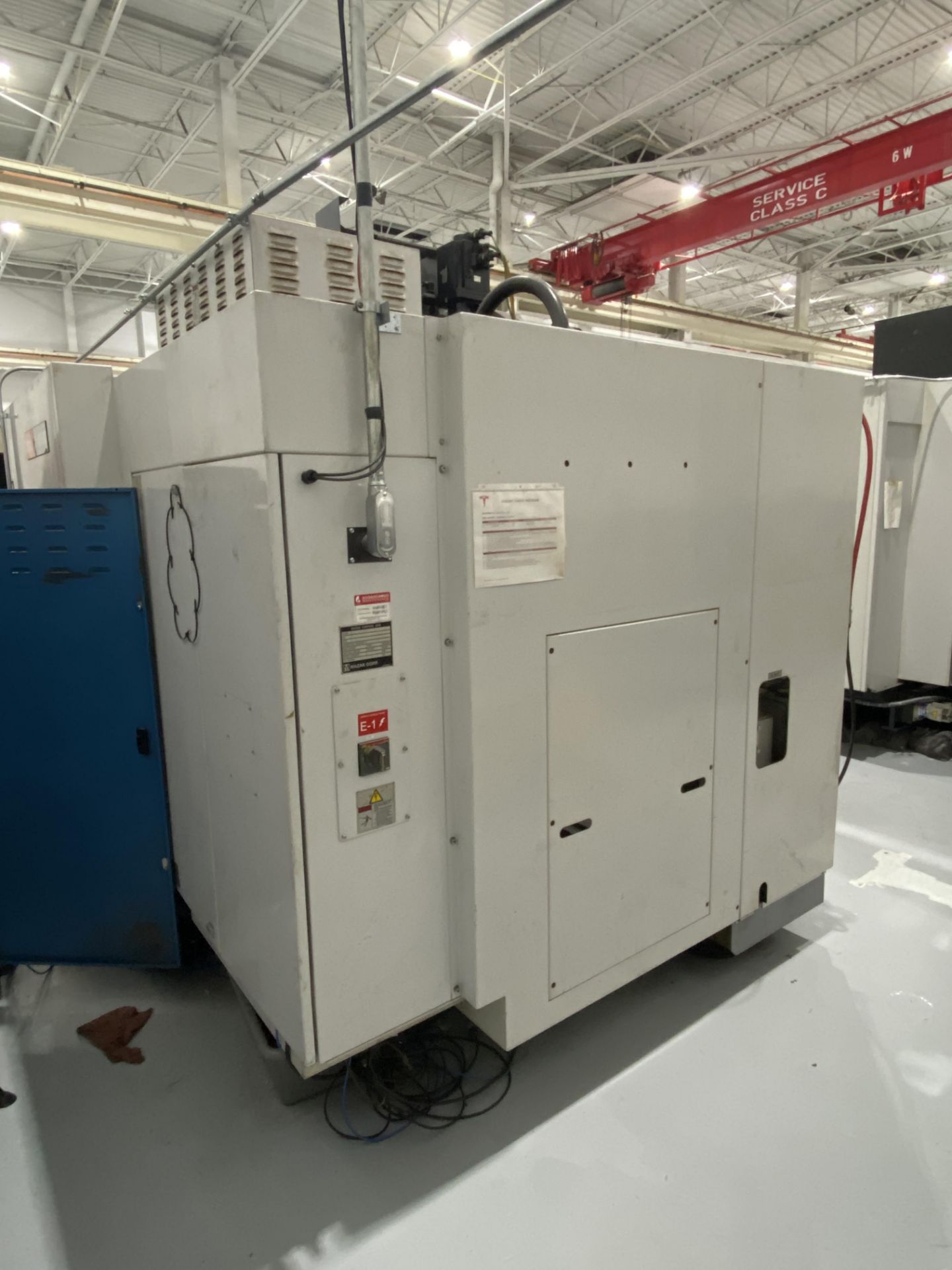 2003 MAZAK NEXUS 510C CNC VERTICAL MACHINING CENTER - Image 3 of 11