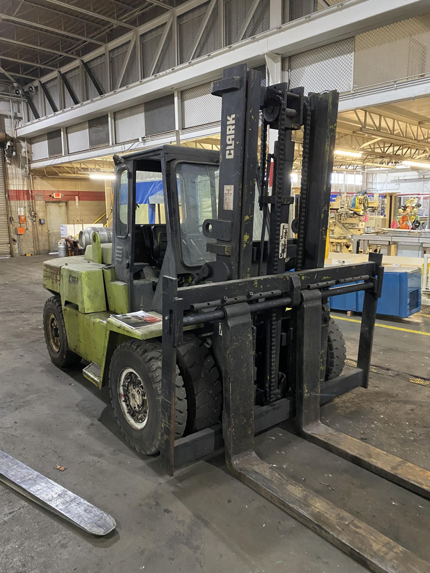 15,500lb Clark C500 Propane Forklift - Image 3 of 10