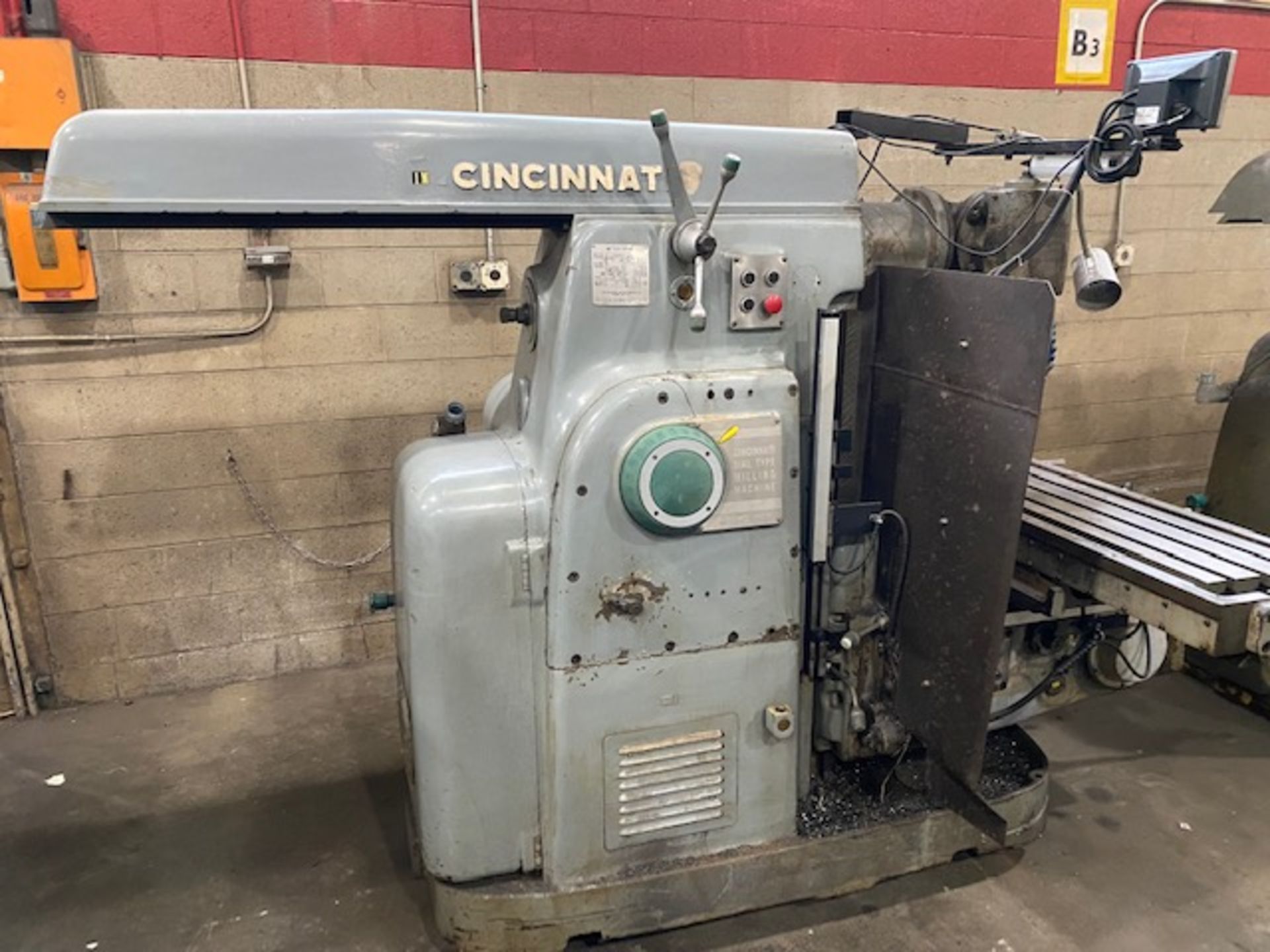 #315-16-DT Cincinnati Horizontal Mill w/ Universal Head - Image 7 of 11