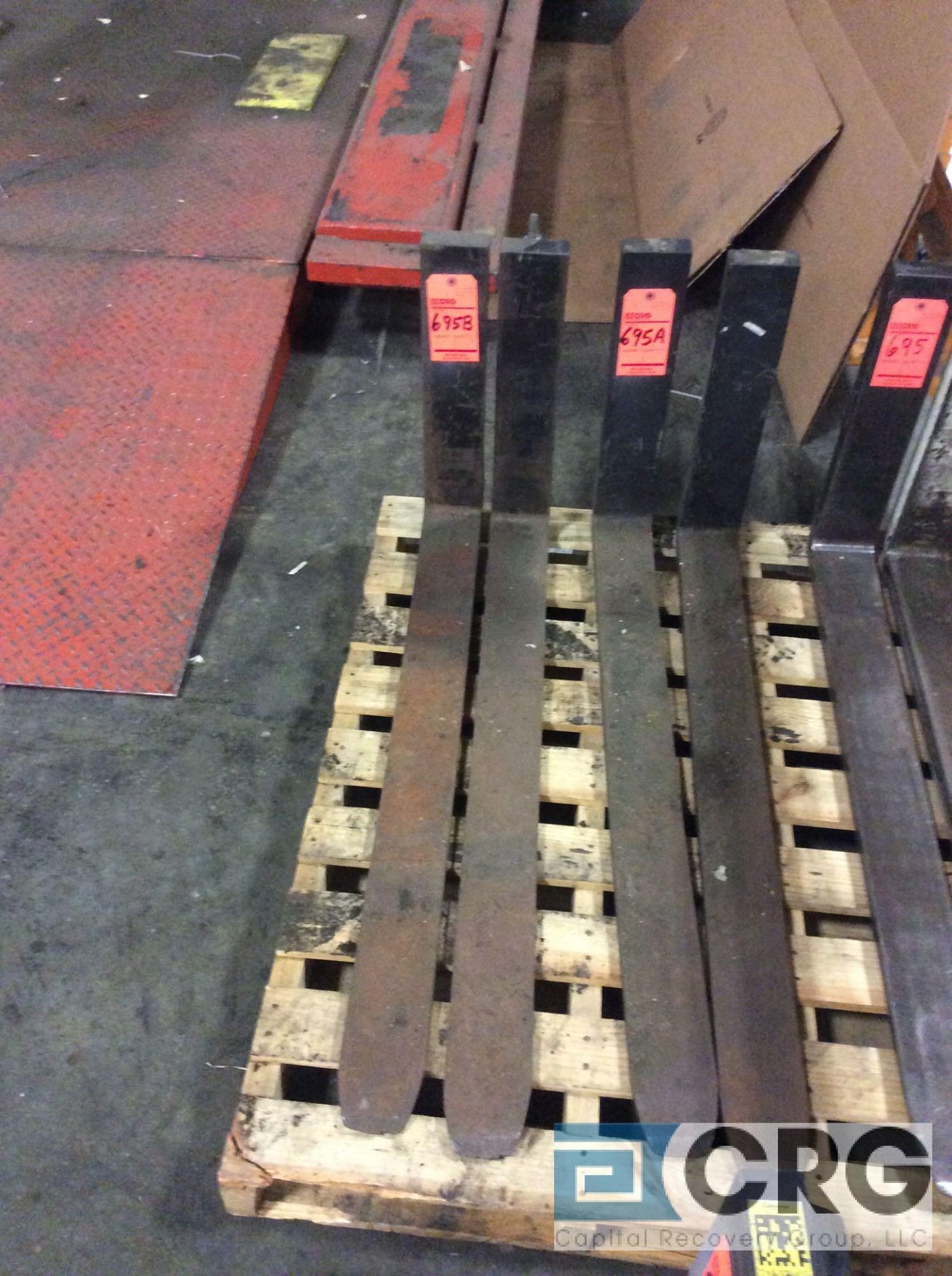 one pair of 42 inch forklift forks