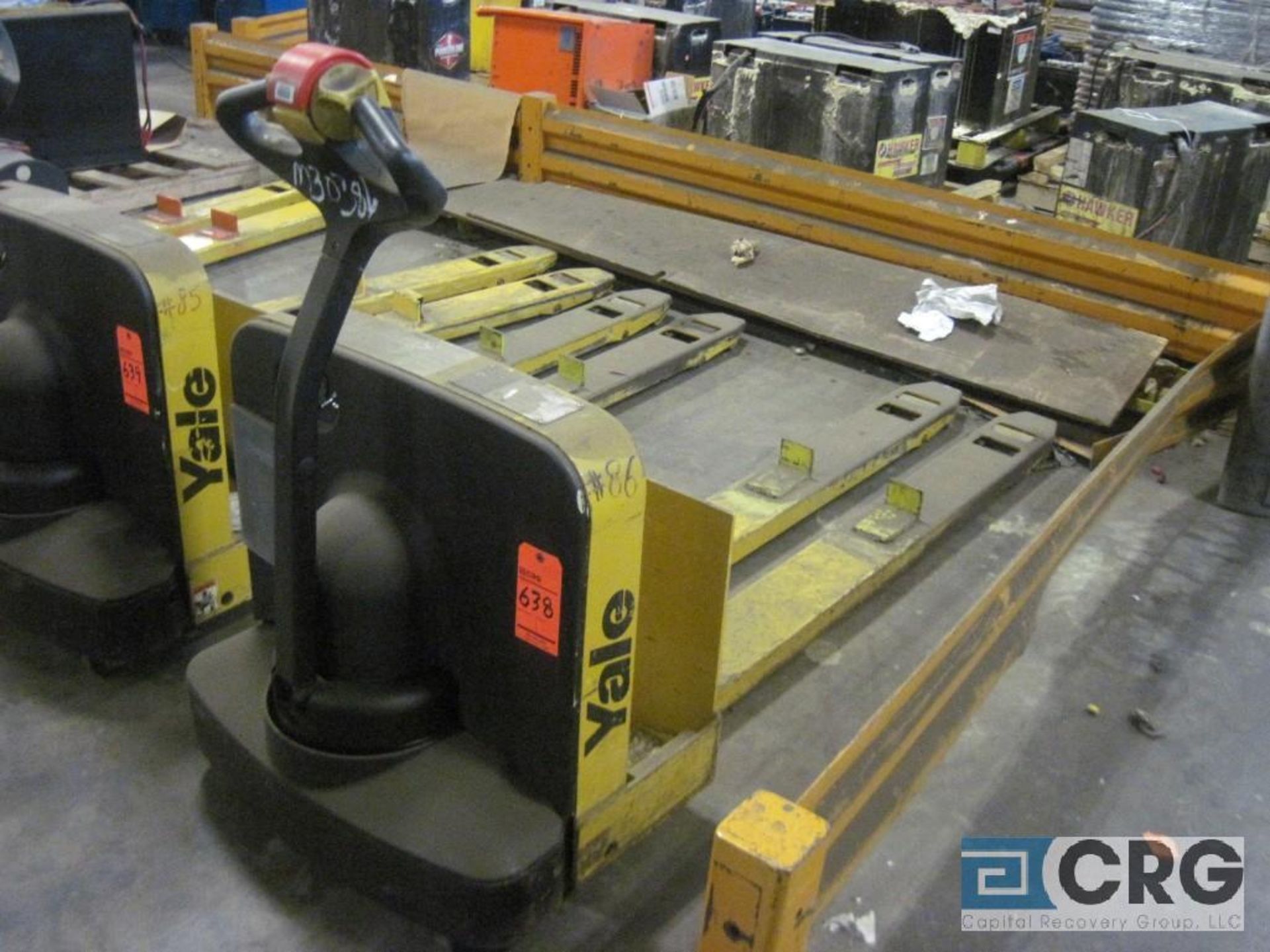 Yale MPW050-EN24T1872 walk behind pallet jack with built in charger, 24 volt battery, 5000 lb