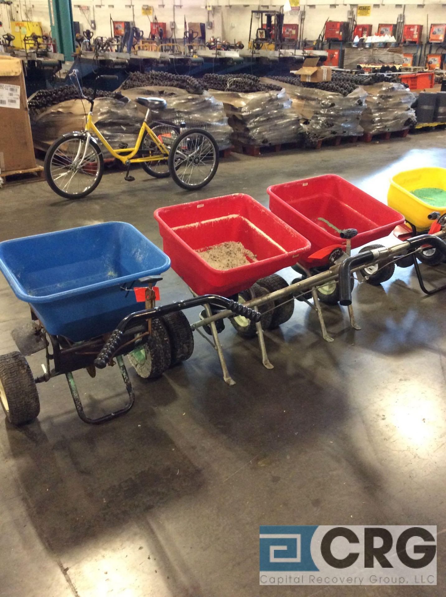 Lot of (3) assorted spreaders - Image 2 of 2
