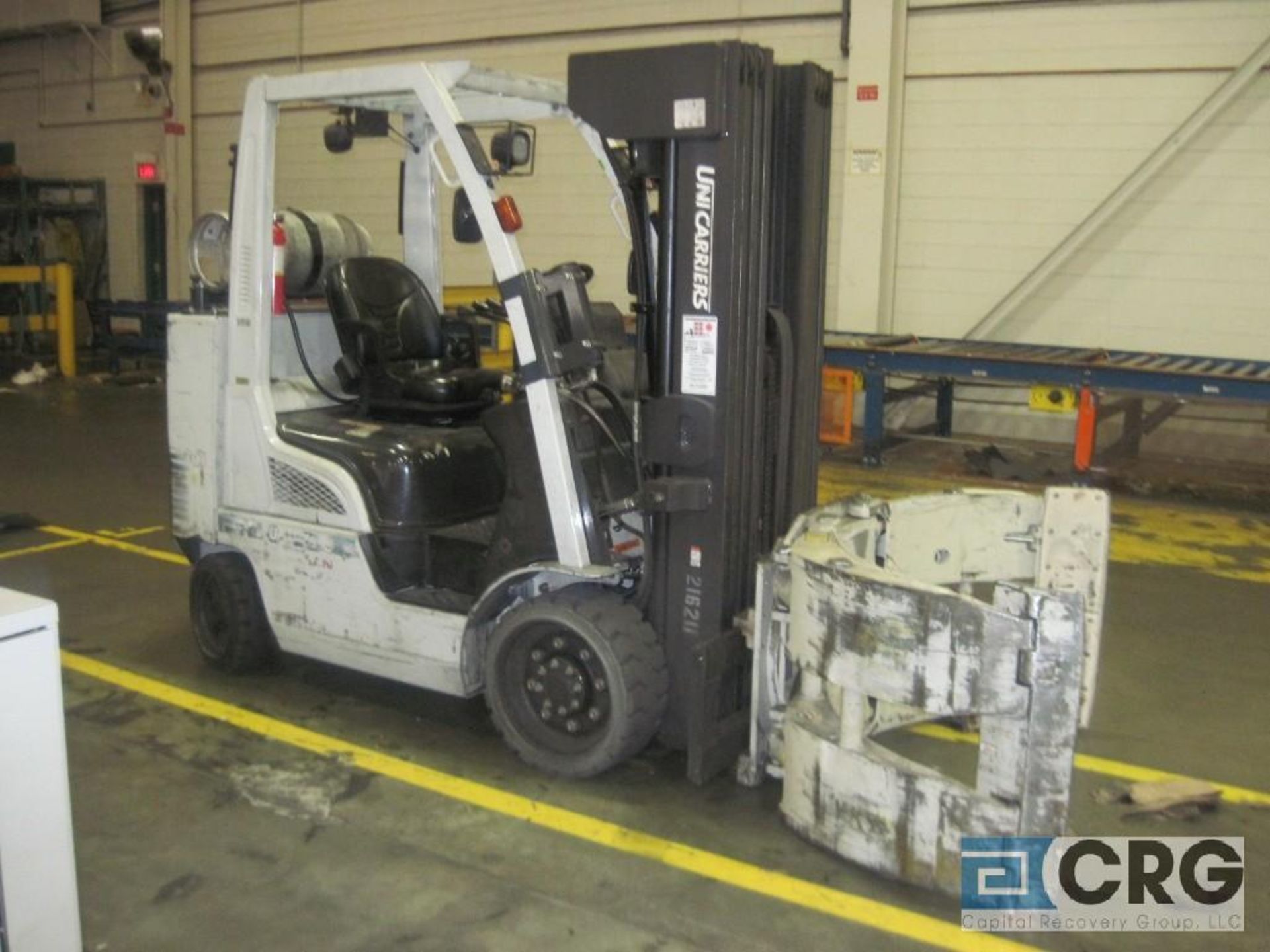 Nissan 80 forklift, m/n MCUG1F2F36LV, propane, 3500 lb capacity, 3-stage mast, 240 inch lift height, - Image 2 of 4