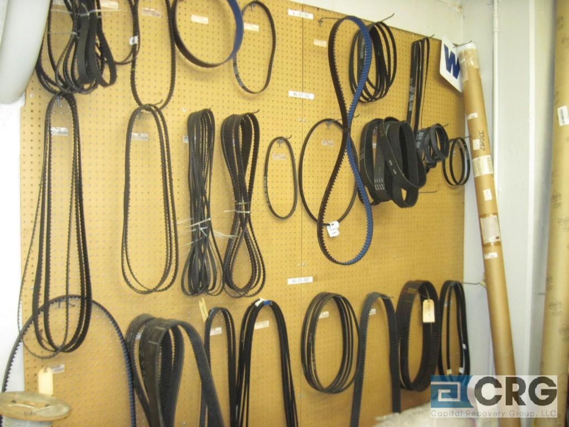 Lot of assorted V-belt with peg board - Image 2 of 2