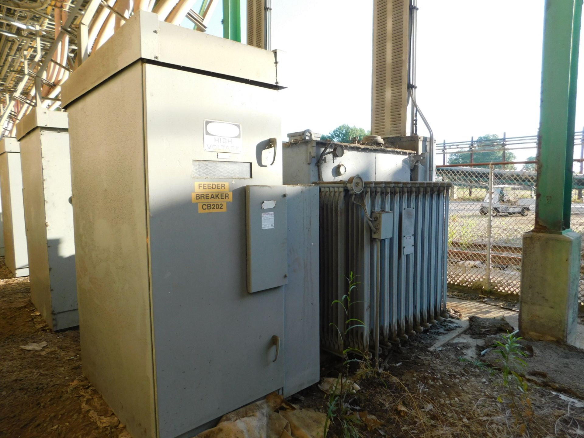 General Electric three phase substation transformer, Wesco Fluid, 13800-408Y.277m 55-65° @ rise, - Image 2 of 3