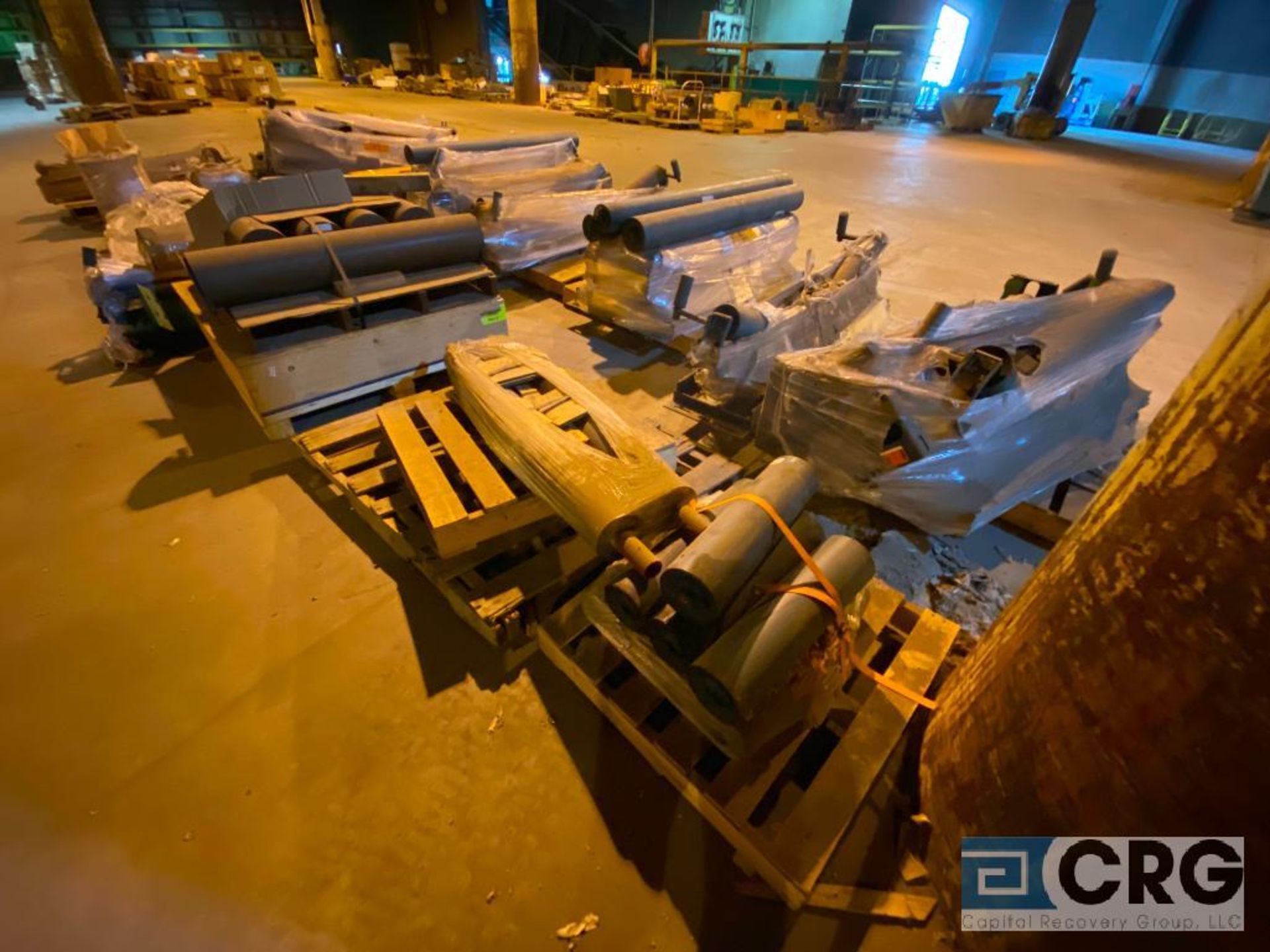 Lot of assorted conveyor parts and hydraulic cylinders (2 locations) (Location: RNP Warehouse) - Image 7 of 9