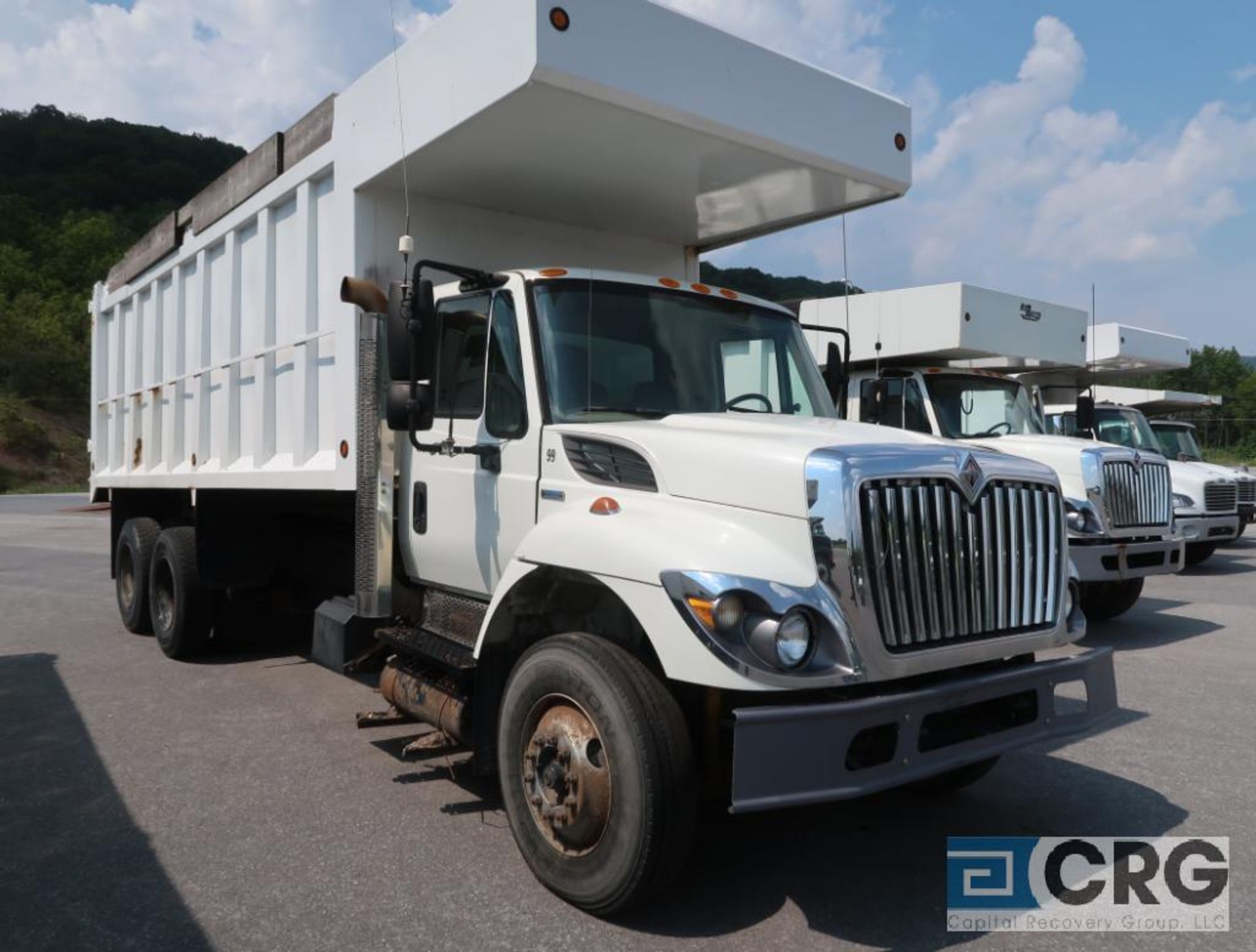 2018 International 7400 SBA dump truck, regular cab, 2 WD, AT, diesel, 22 ft x 8 ft dump box, tandem