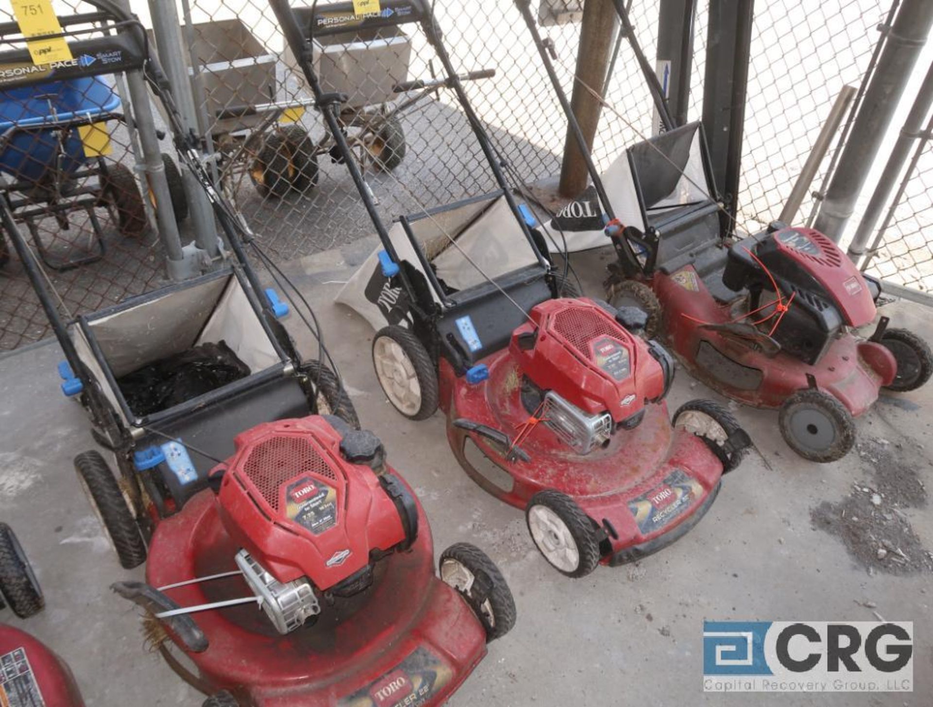 Lot of (3) Toro 22 in. gas powered lawn mowers (Shop 1)