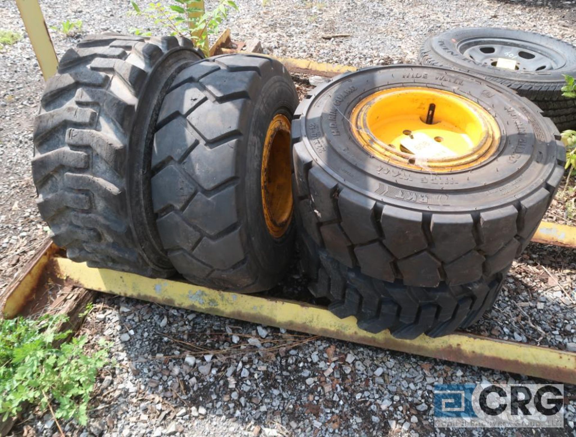 Dumper Power 12.5/80-18 tire on rim (Maintenance Shop) - Image 4 of 4