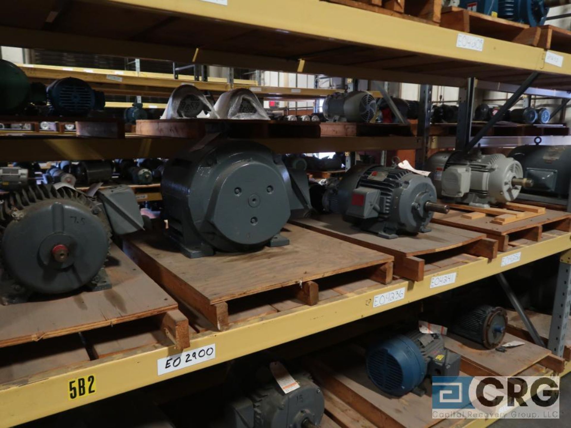 Lot of (32) assorted 15 HP, 10 HP, and 7.5 HP motors on (7) shelves, some with gear drives (Motor - Image 4 of 8