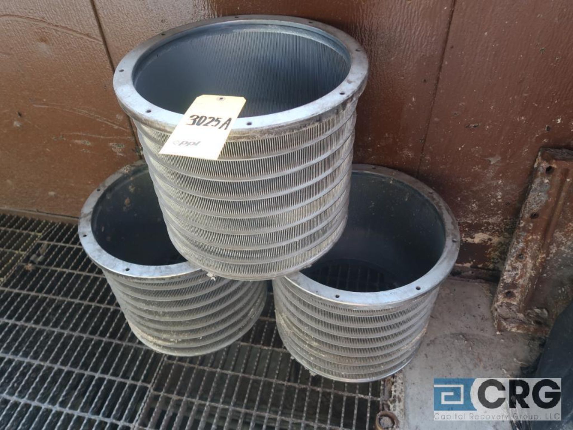 Lot of (3) stainless baskets screens, and (1) rotor (Elev 542 Pulp Mill)