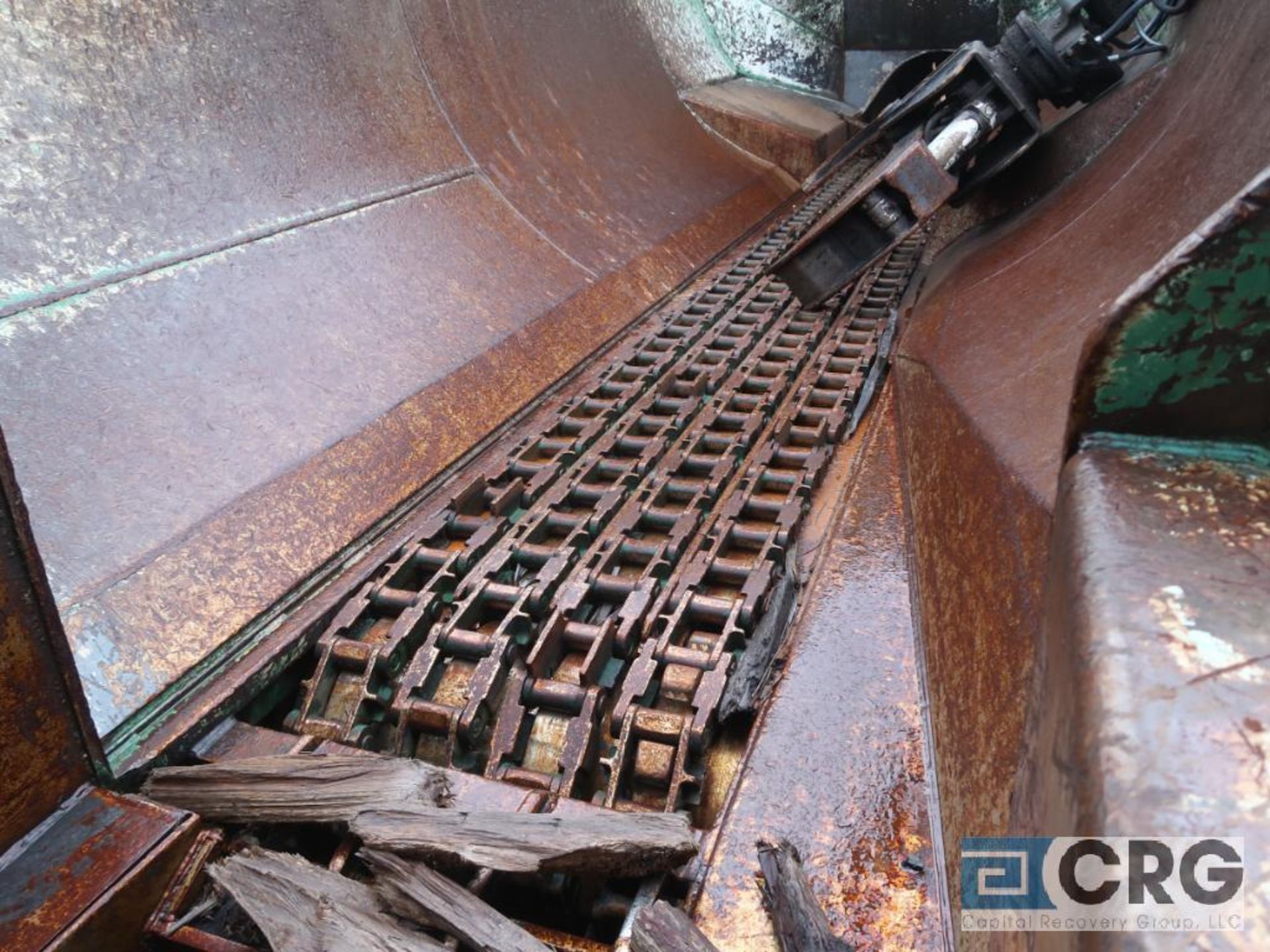 Log Pro log feeder (extending from discharge end of de-barker to infeed of chip grinding building) - Image 5 of 8