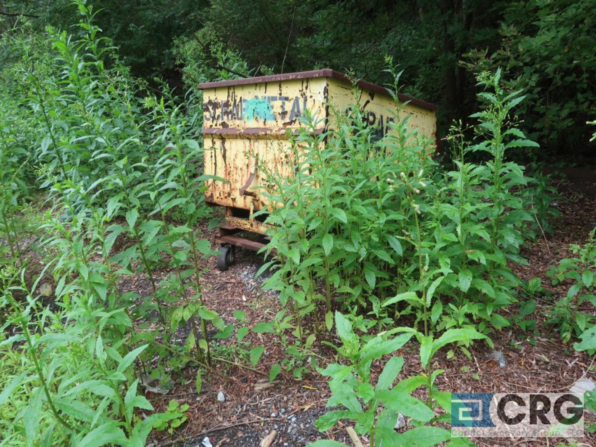 Lot of miscellaneous items including self dumping hoppers, grating, steel pipe on ground, cement - Image 15 of 17