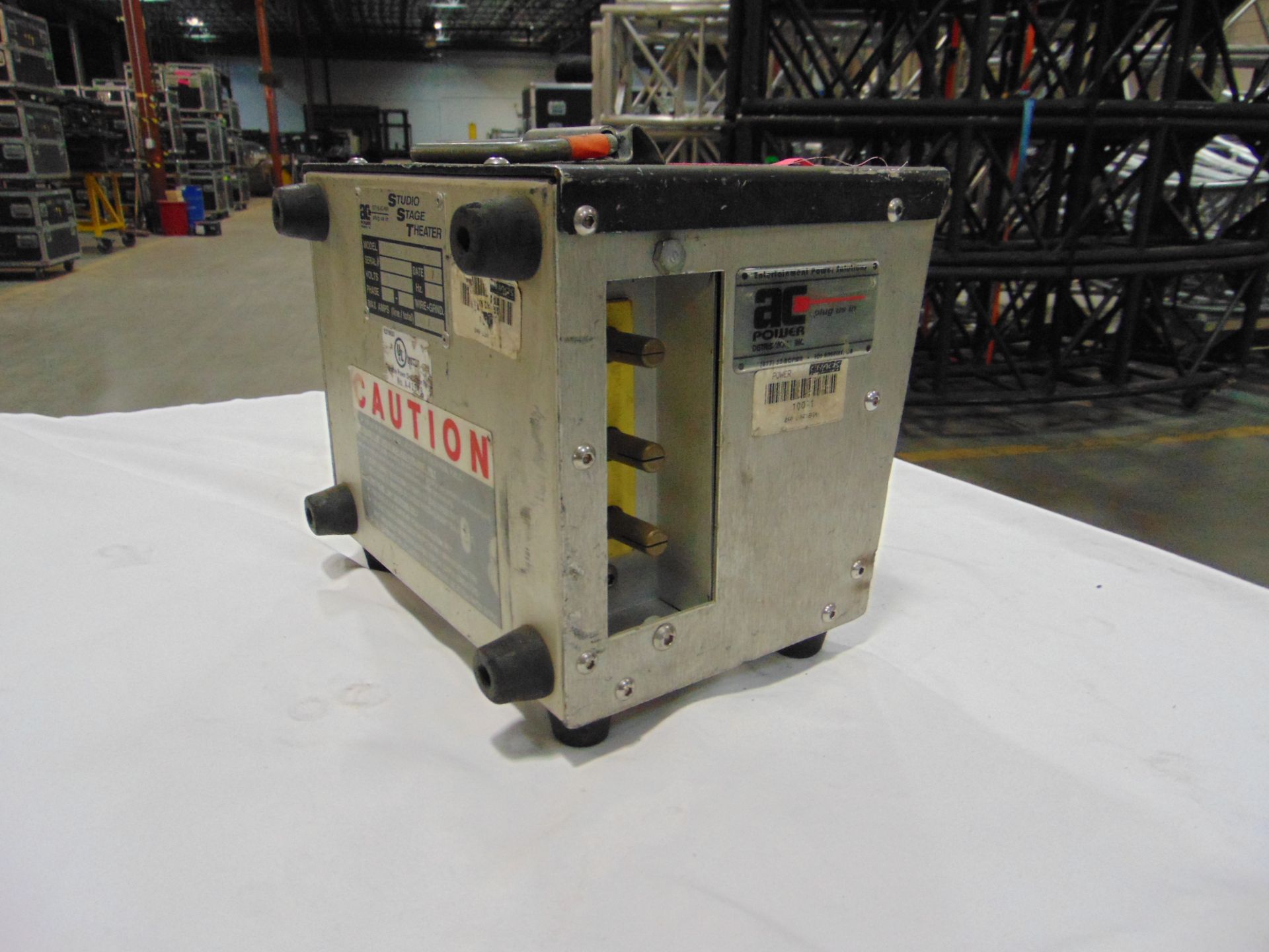 PD BOX 100A/250V - 20A X6 208V SOCA19 LUNCH ACPD - Image 2 of 2