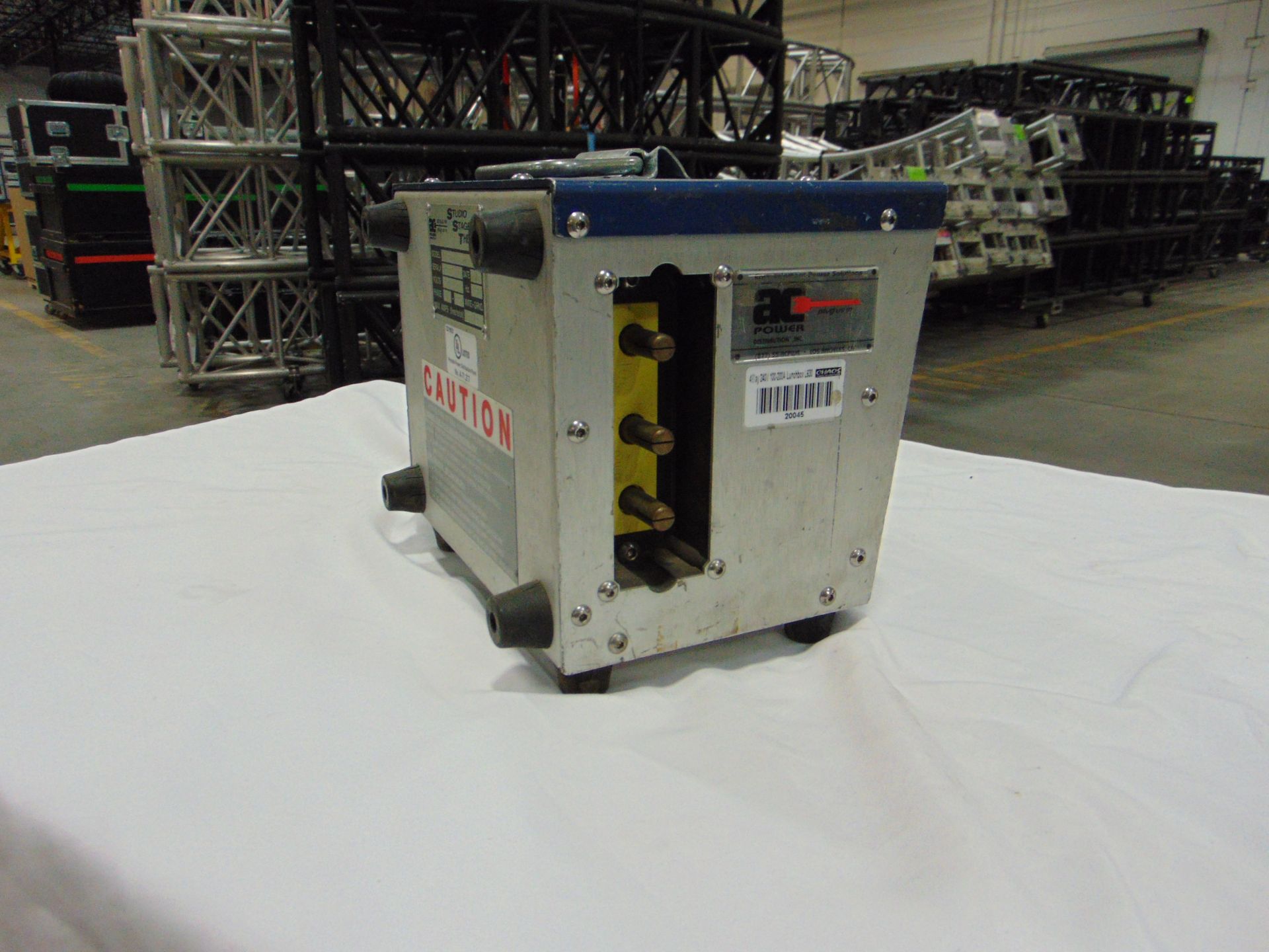 PD BOX 100A/250V - 30A X4 L6-30 LUNCH ACPD - Image 2 of 2