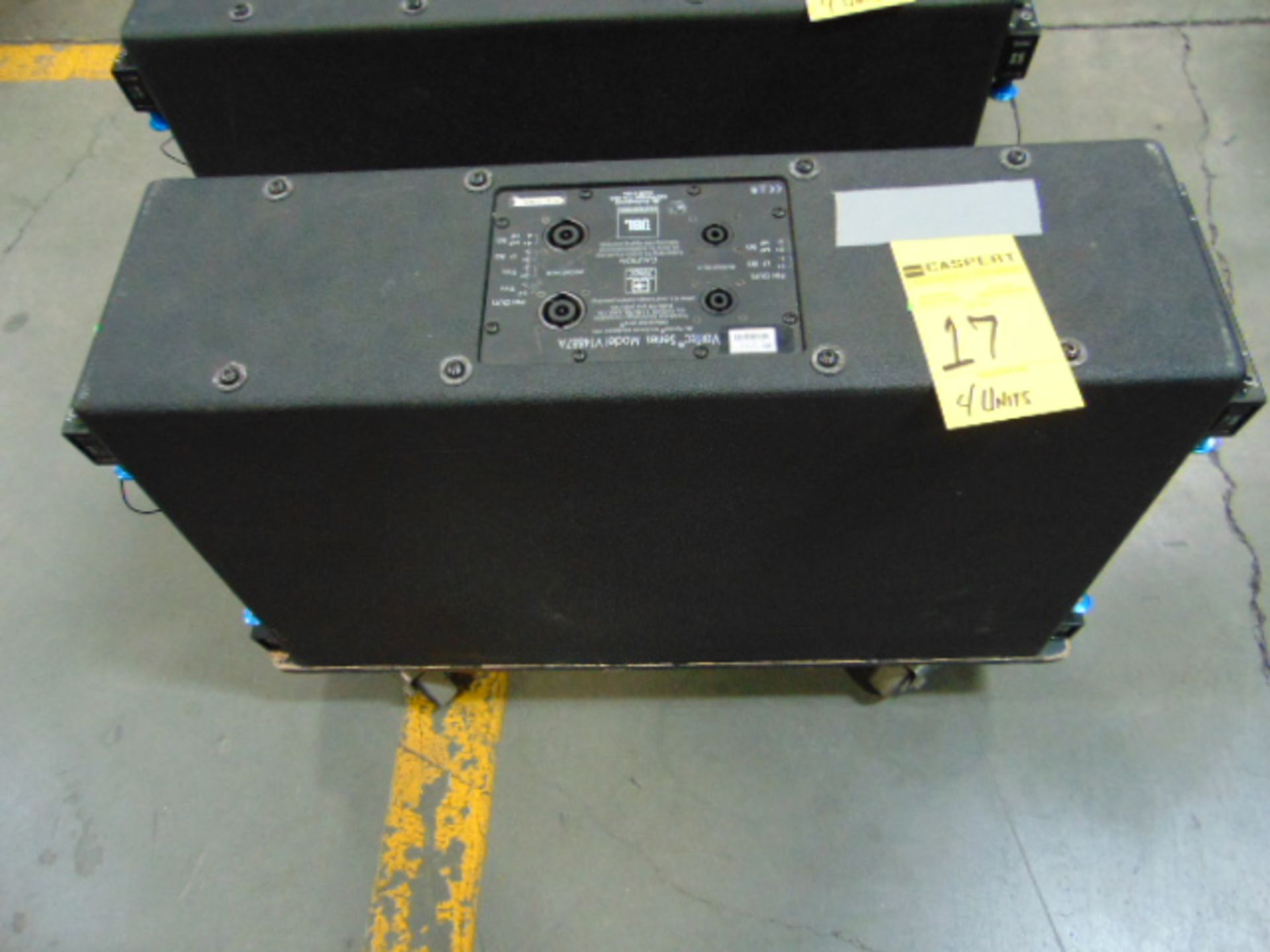 SPEAKER JBL VERTEC VT4887A 2X8 (WINNING BIDDER ALSO GETS: VT4887A ANGLE BAR X8, VT4887/81 ANGLE