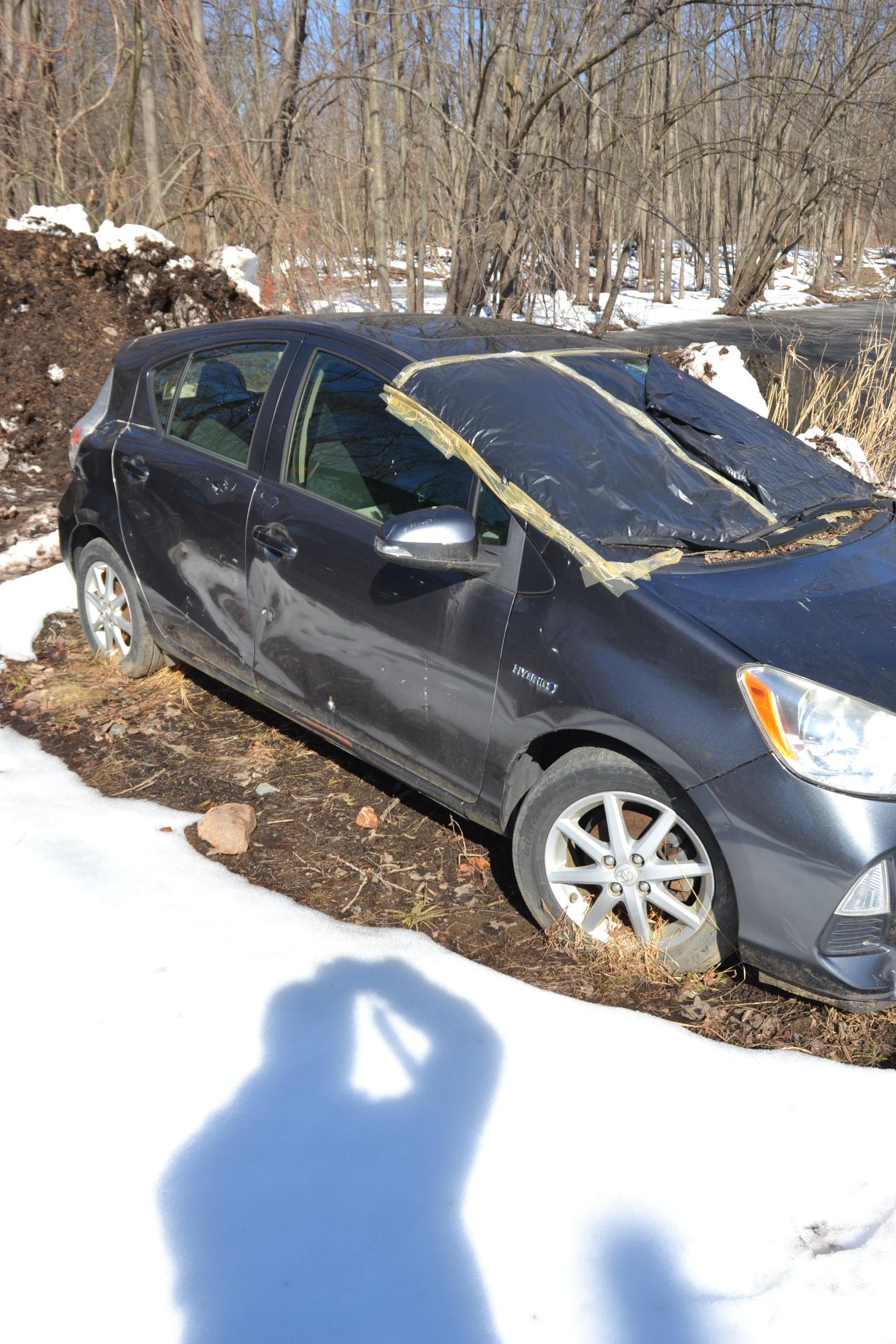 2012 TOYOTA Prius, VIN: JTDKDTB38C1012028, ~ 118,089 Miles - Image 4 of 16