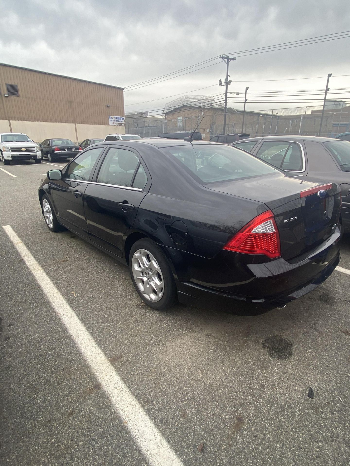 2010 FORD Fusion, VIN: 3FAHP0HG8AR196762, ~ 85,850 Miles - Image 2 of 4