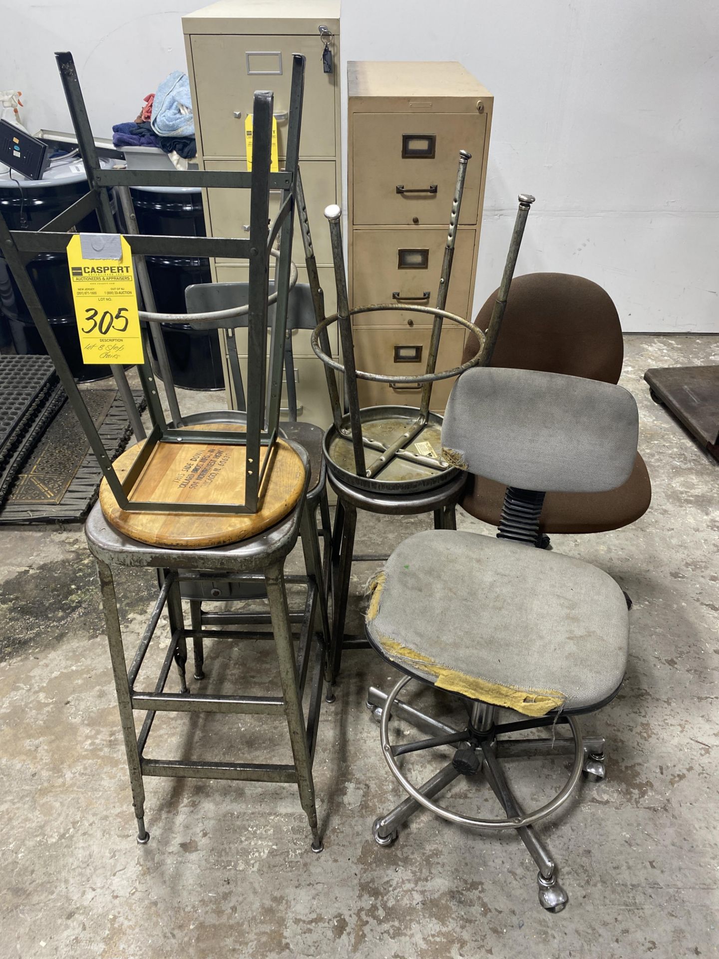 LOT - 8 Shop Chairs