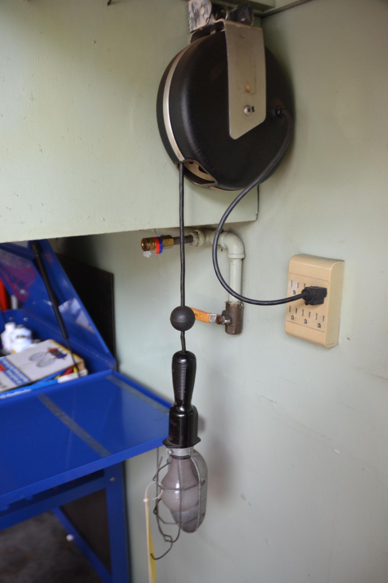 Reel Garage Extension Lights - Image 3 of 3