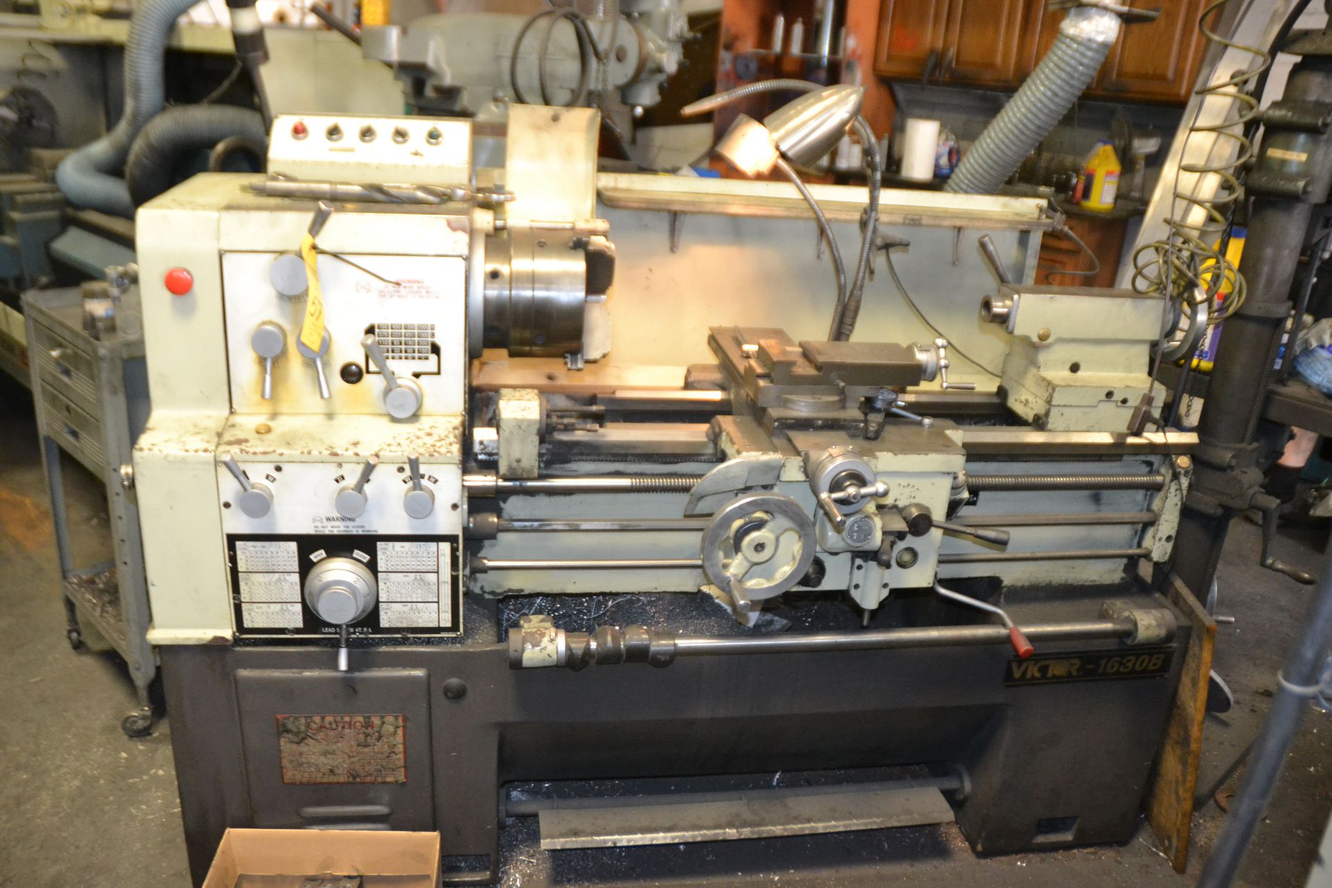 Victor 1630B Precision Lathe