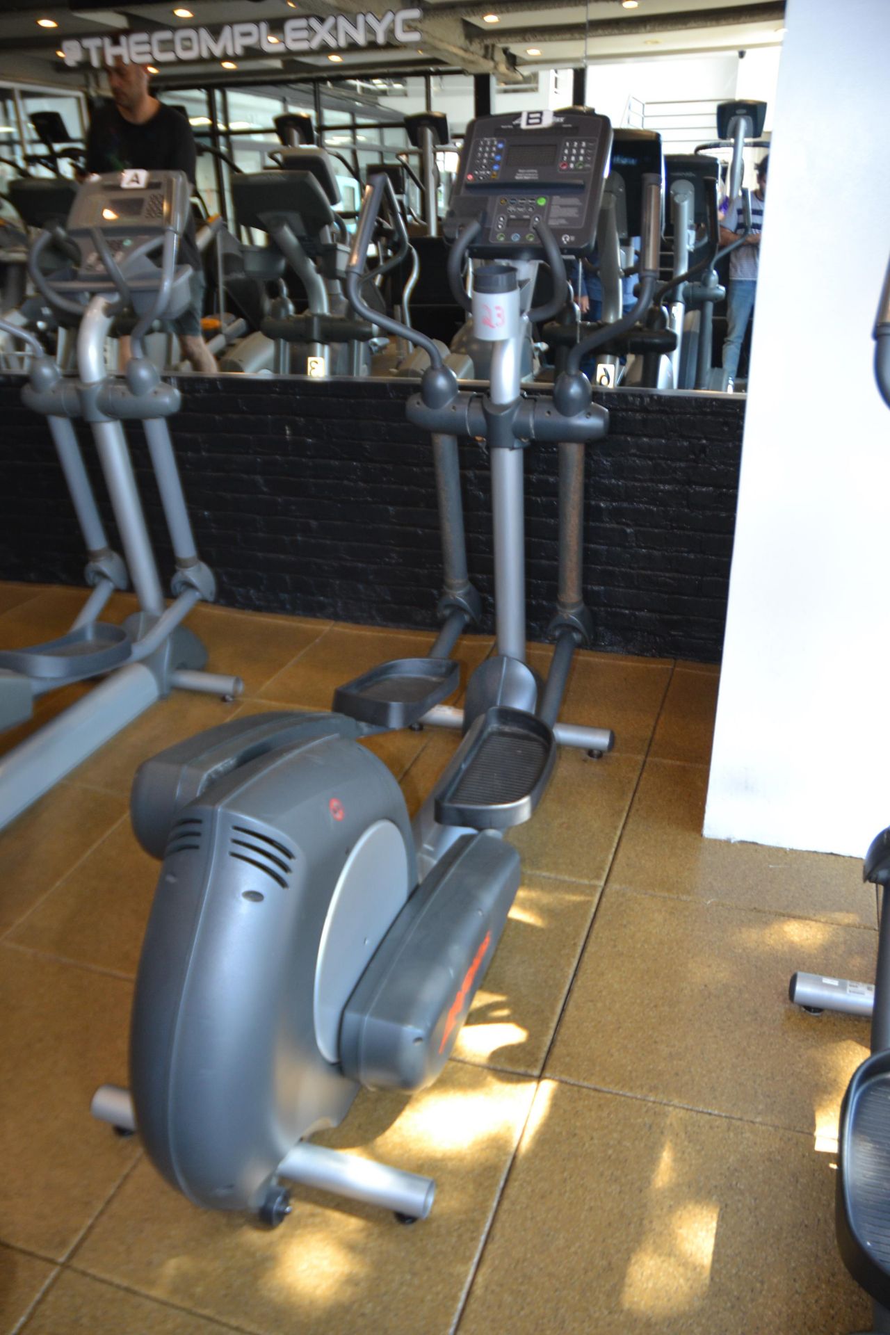 Life Fitness CLSX Elliptical Cross-Trainer