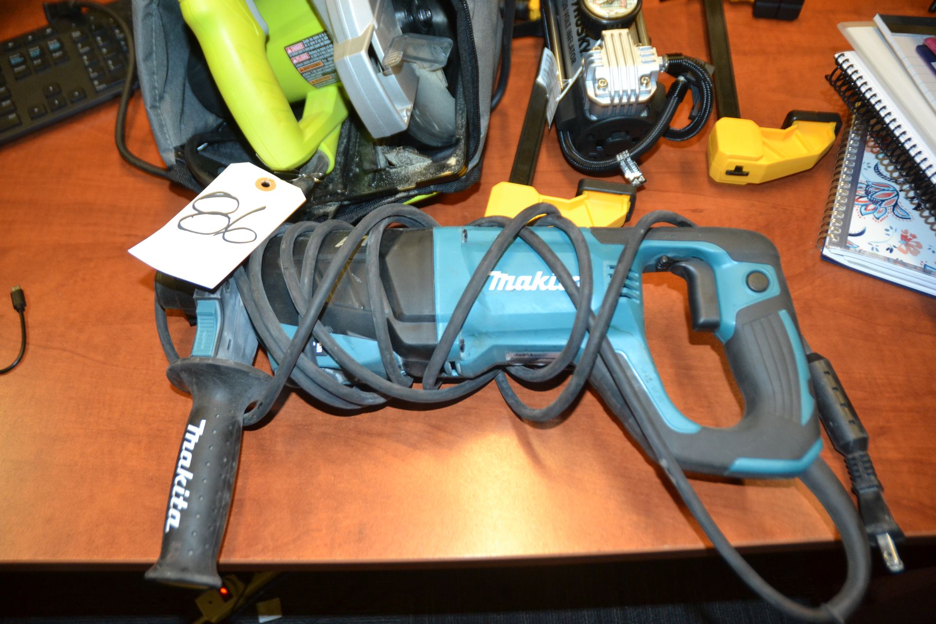 Lot - Tools (Makita AVP, Ryobi Circular Saw, Husky Inflator)