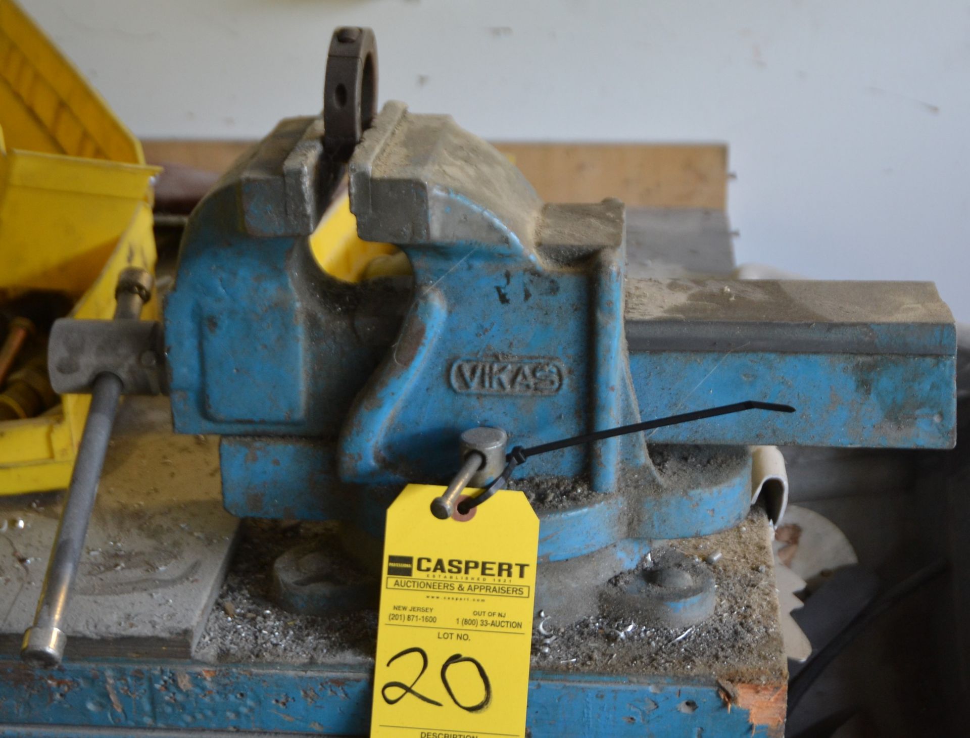 Vikas Swivel Bench Vise