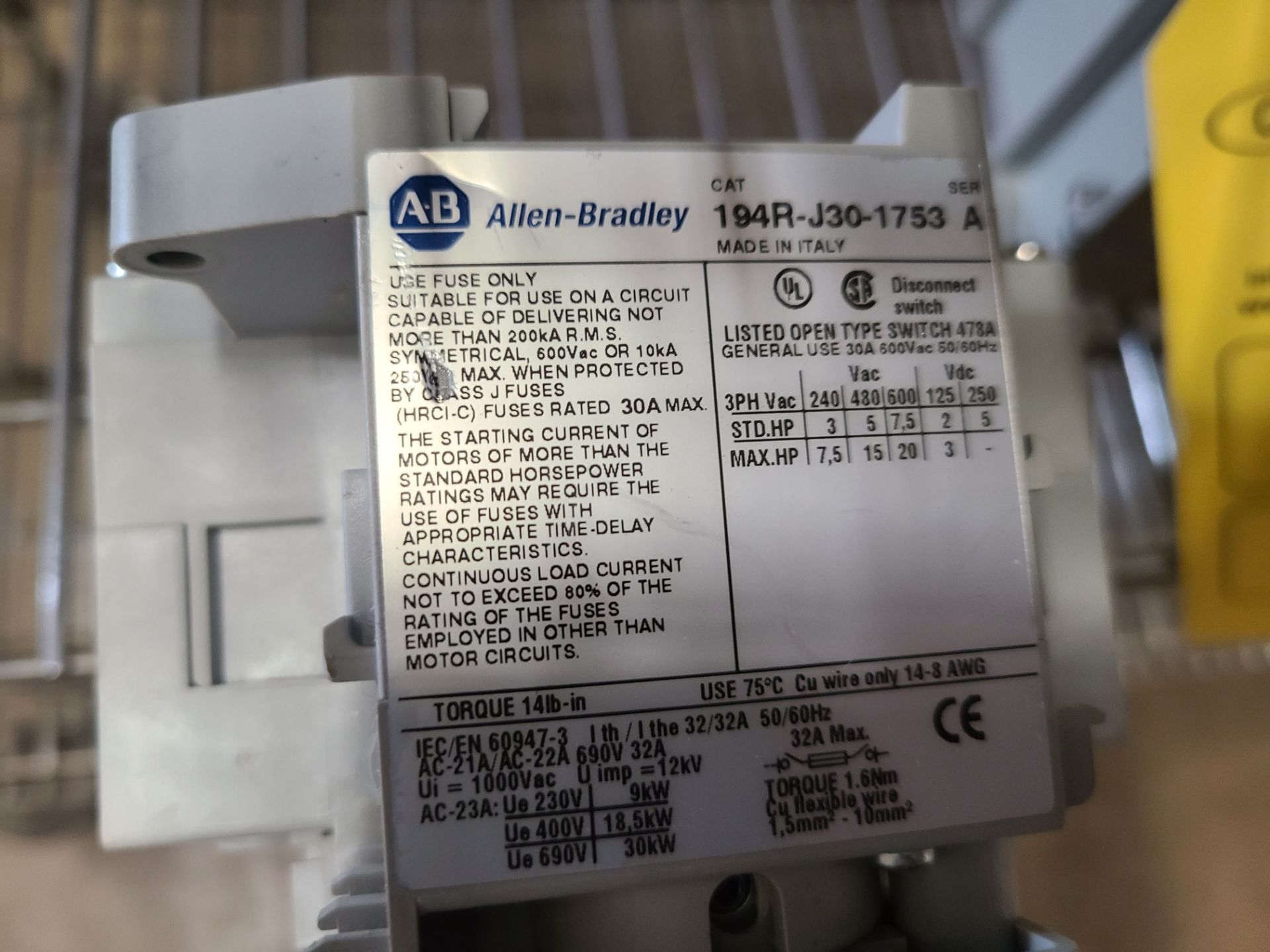 (2) ALLEN BRADLEY OPERATING HANDLE: CAT #194R-J30-1753 SERIES A-- (432 COUNCIL DRIVE FORT WAYNE - Image 2 of 3