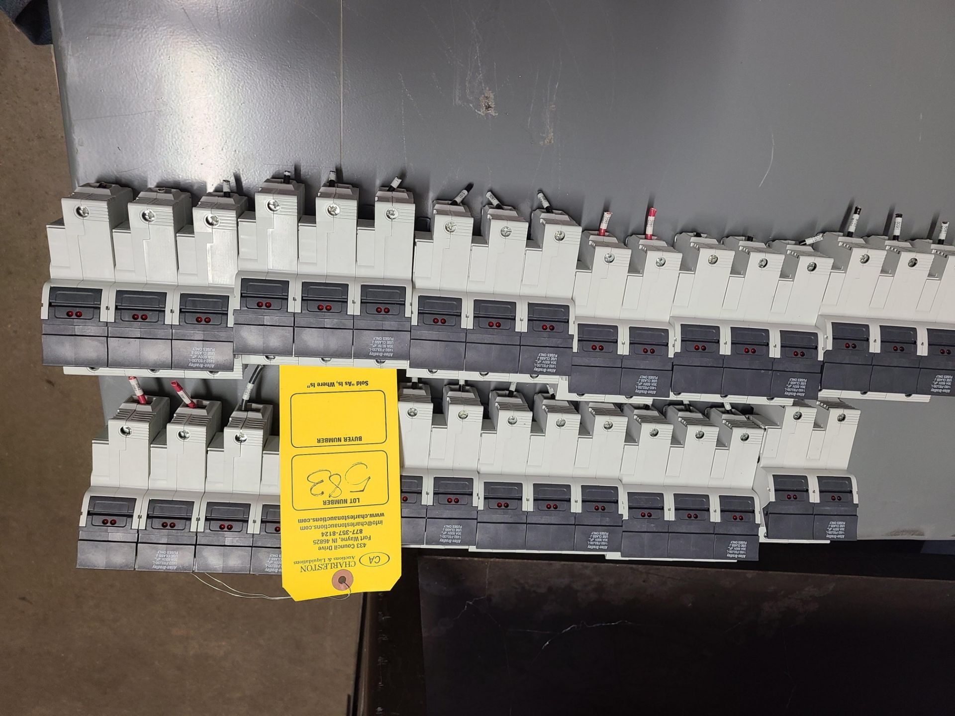 (32) ALLEN BRADLEY FUSE: 1492-FB3J30-L 30A 600V-- (432 COUNCIL DRIVE FORT WAYNE INDIANA)