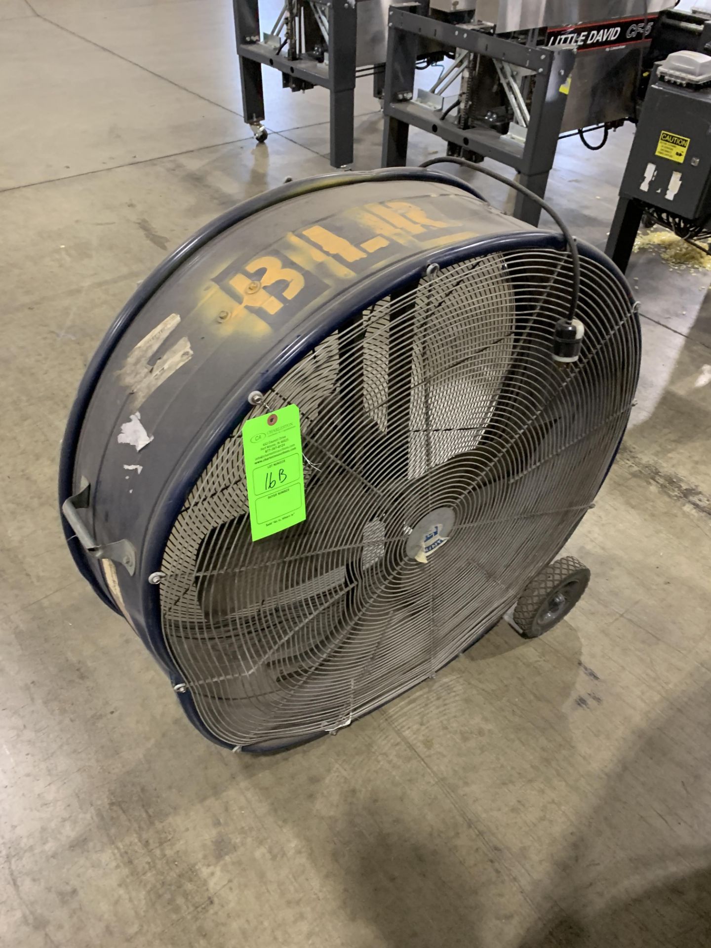 (1) LARGE CART SHOP FAN