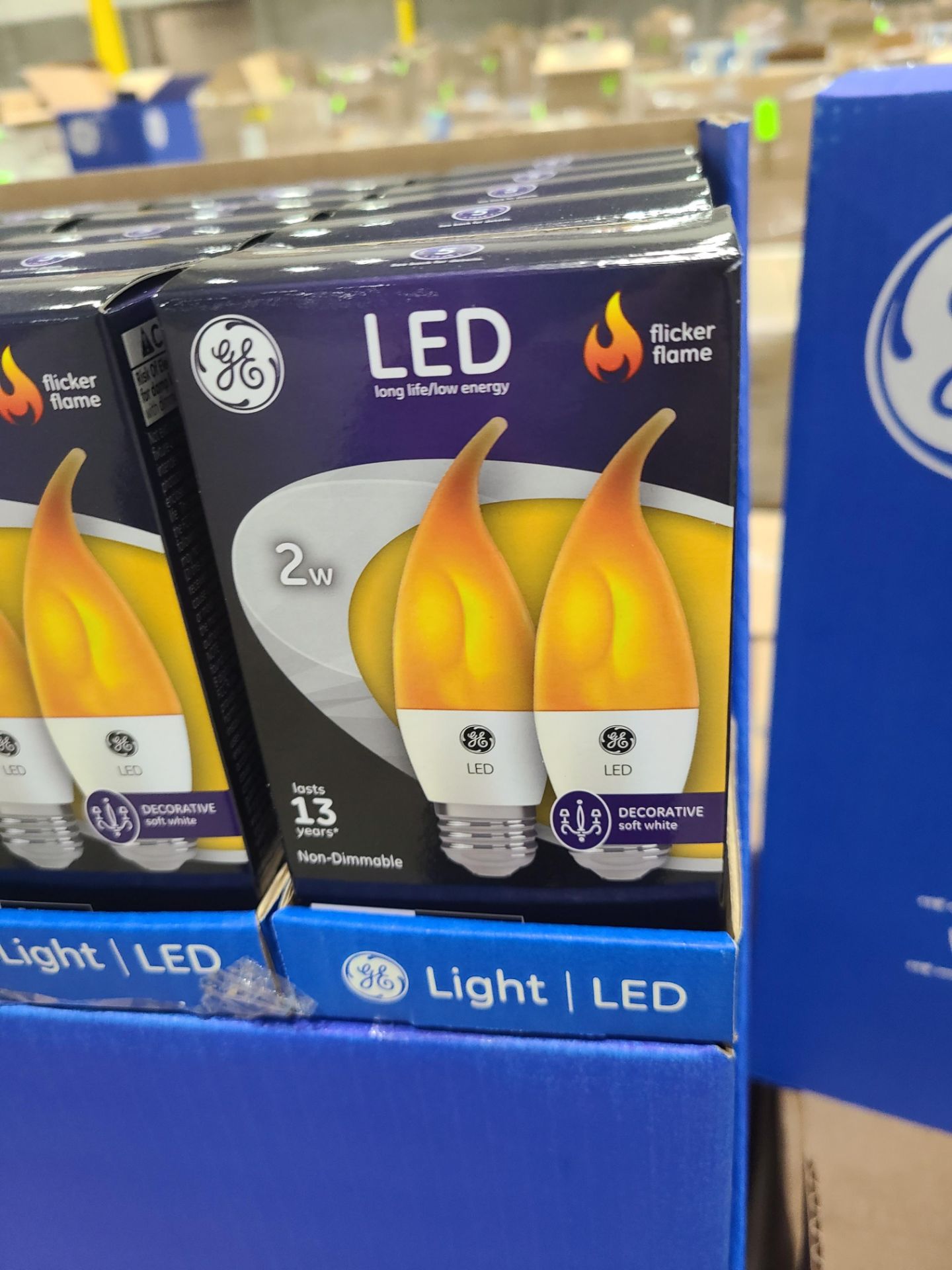 (768) GE LED FLICKER FLAME WARM CANDLE LIGHT BULB - Image 2 of 2