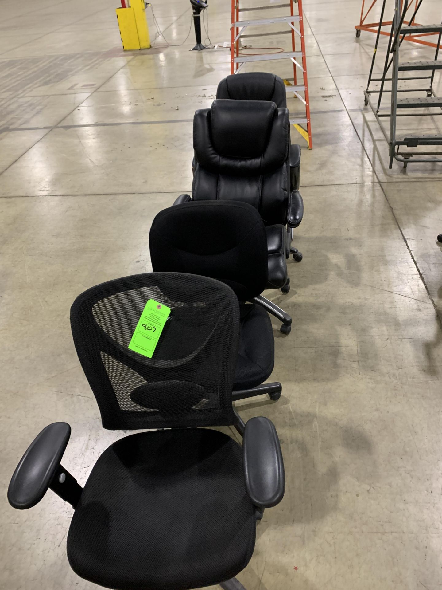 (4) OFFICE CHAIRS