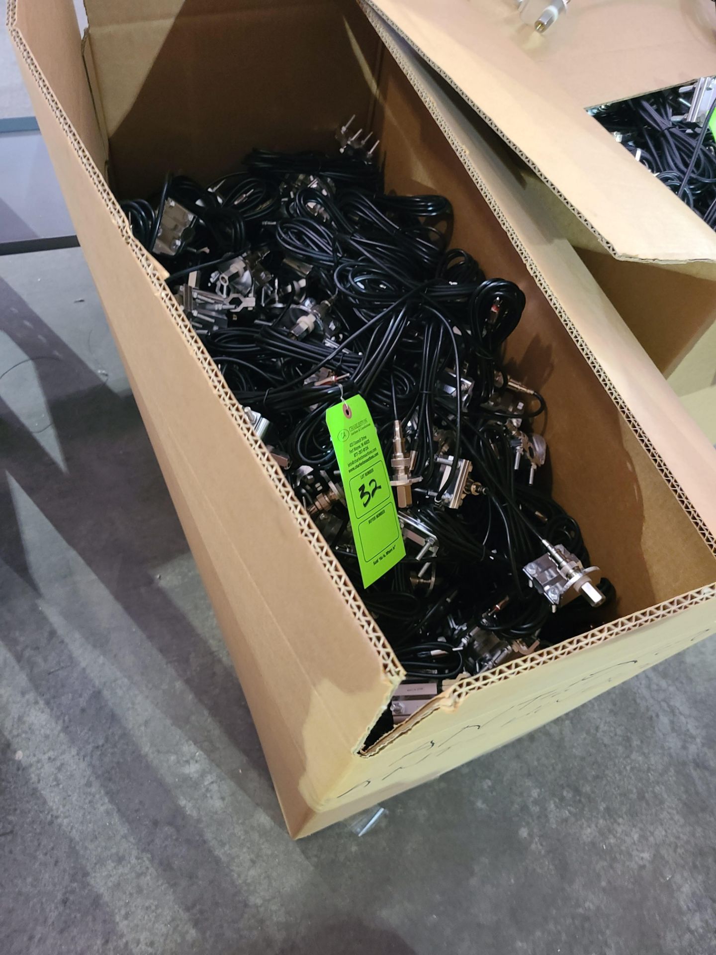 BOX OF ANTENNA MOUNT KITS