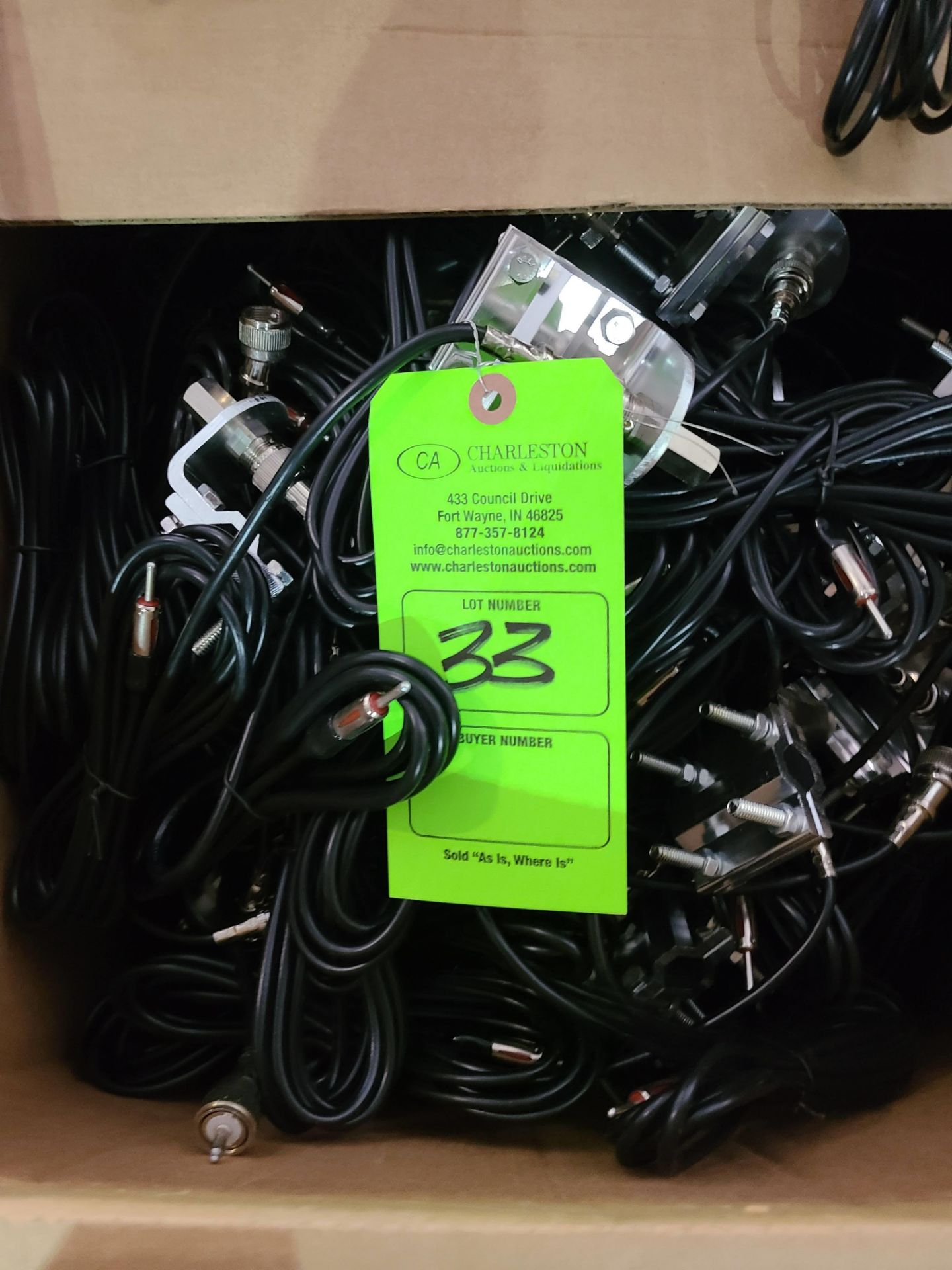 BOX OF ANTENNA MOUNT KITS