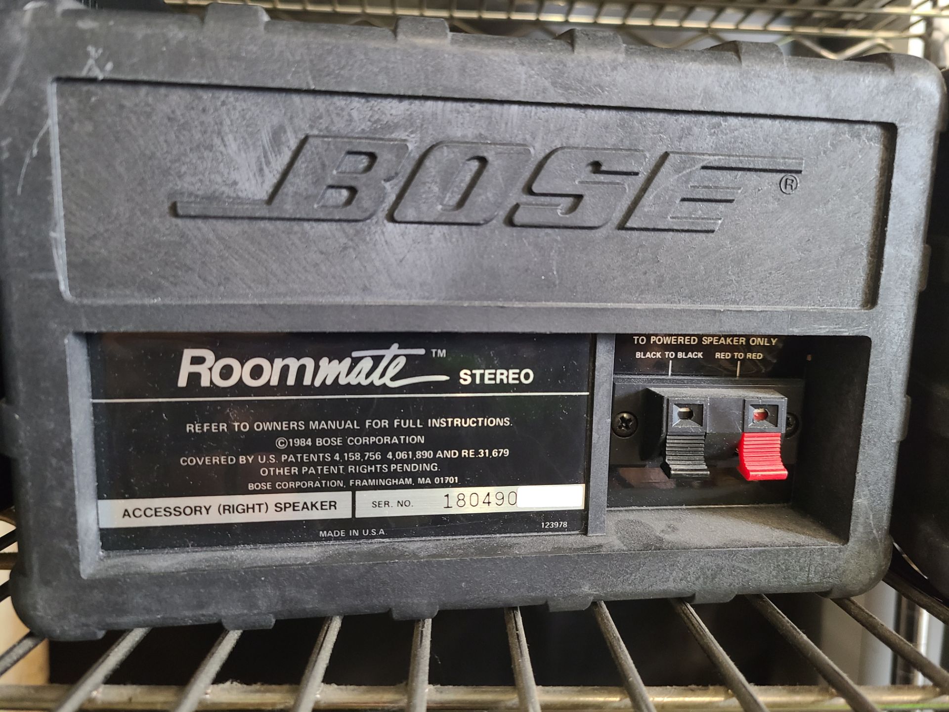 (1) BOSE ROOMATE POWERED LEFT SPEAKER; (1) BOSE ROOMATE PASSIVE RIGHT SPEAKER - Image 3 of 3