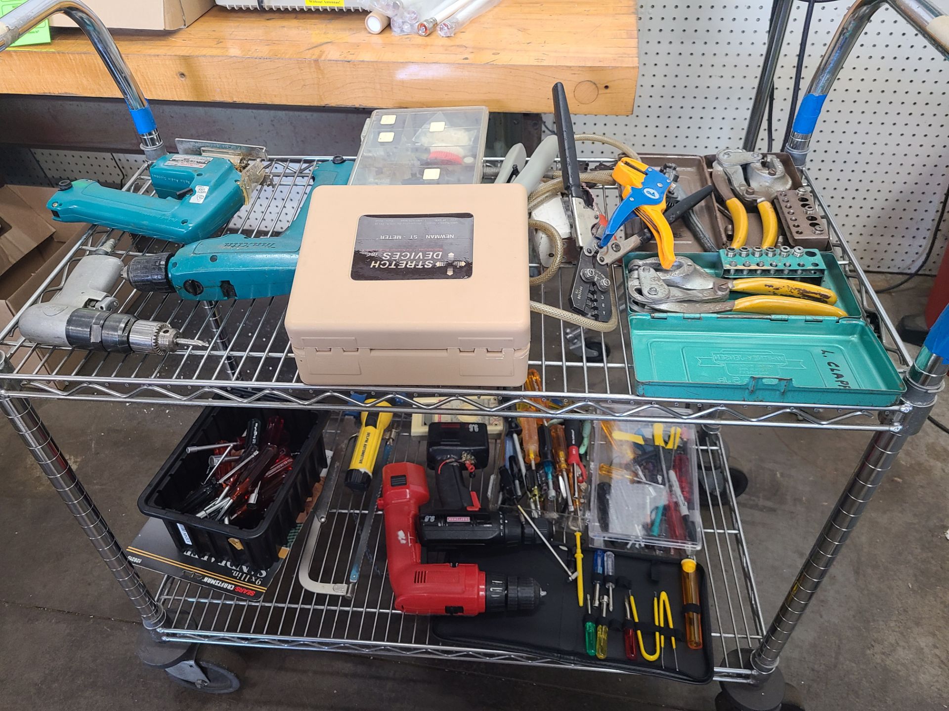 CART OF VARIOUS HAND TOOLS AND SCREWDRIVERS