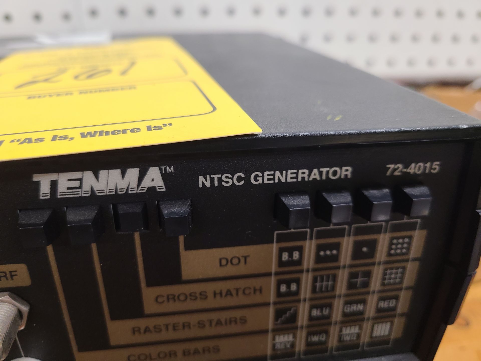 (2) TENMA NTSC GENERATOR 72-4015 - Image 2 of 2