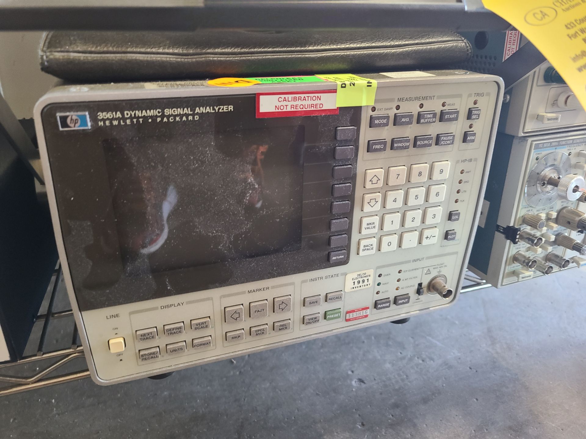 HP 3561A DYNAMIC SIGNAL ANALYZER