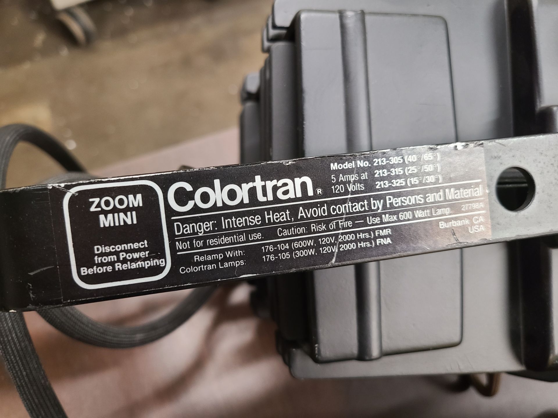 (2) COLORTRAN ZOOM MINI 25/50 SPOTLIGHT - Image 2 of 2